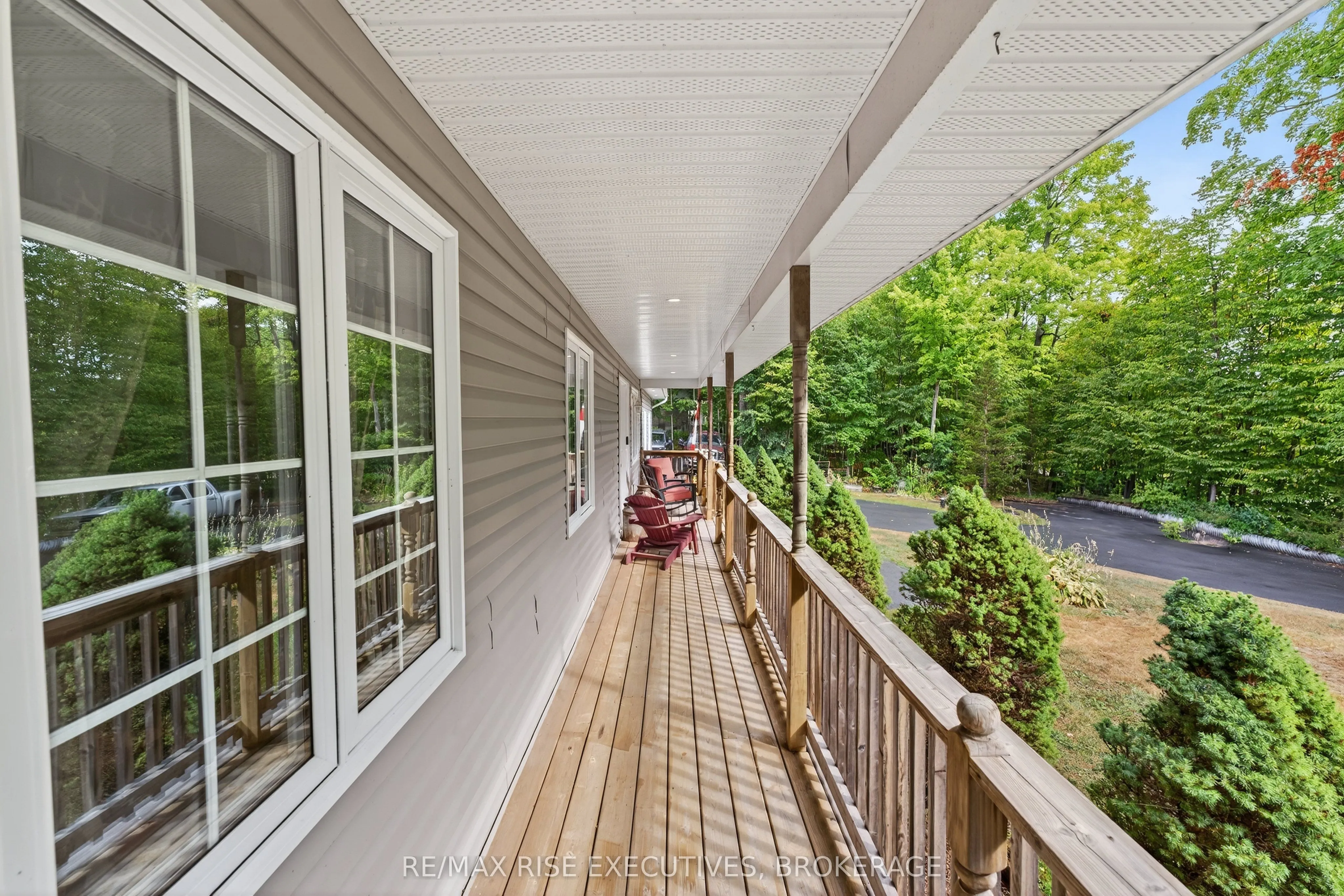 4623 Lower Round Lake Road