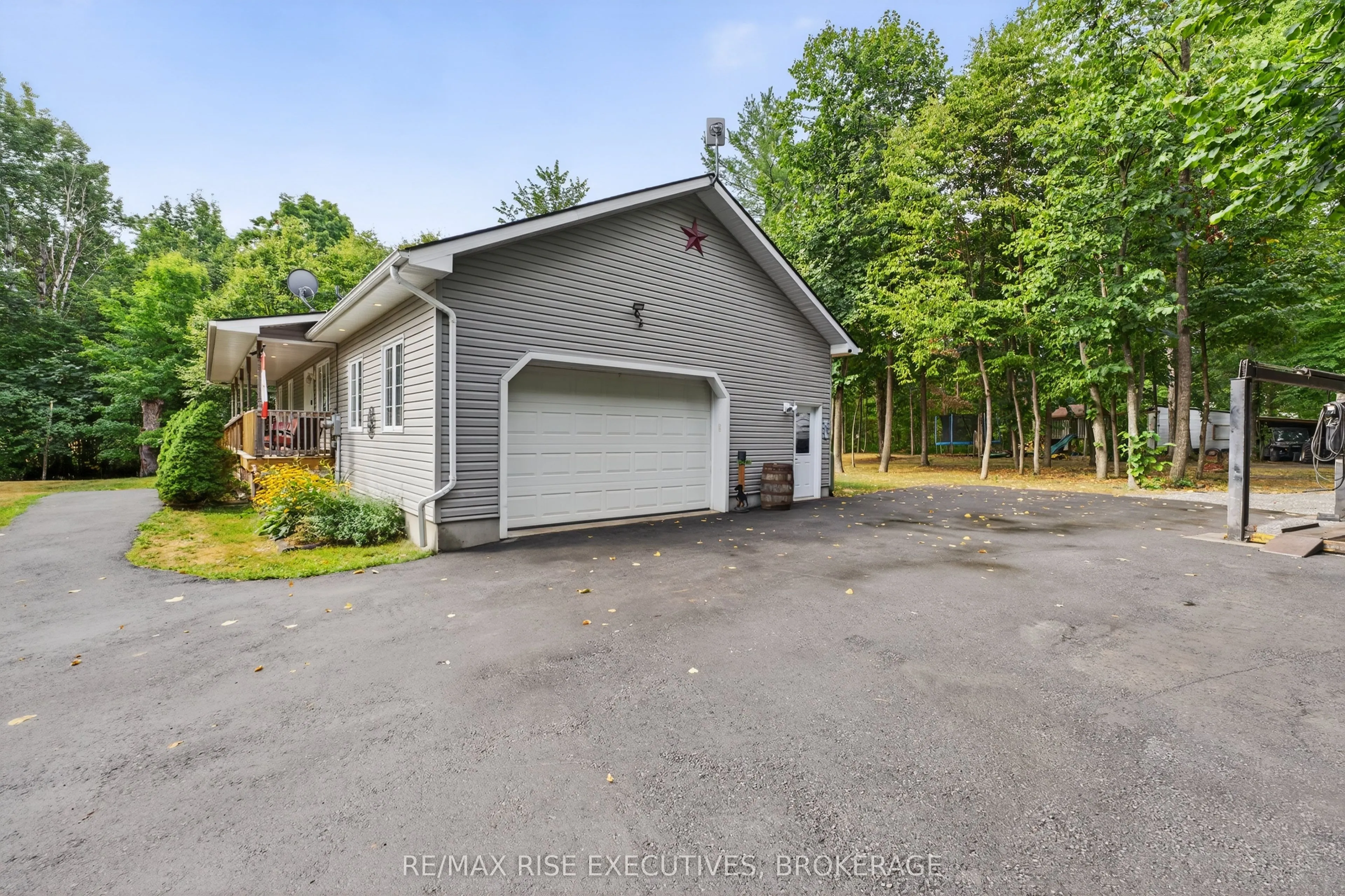 4623 Lower Round Lake Road