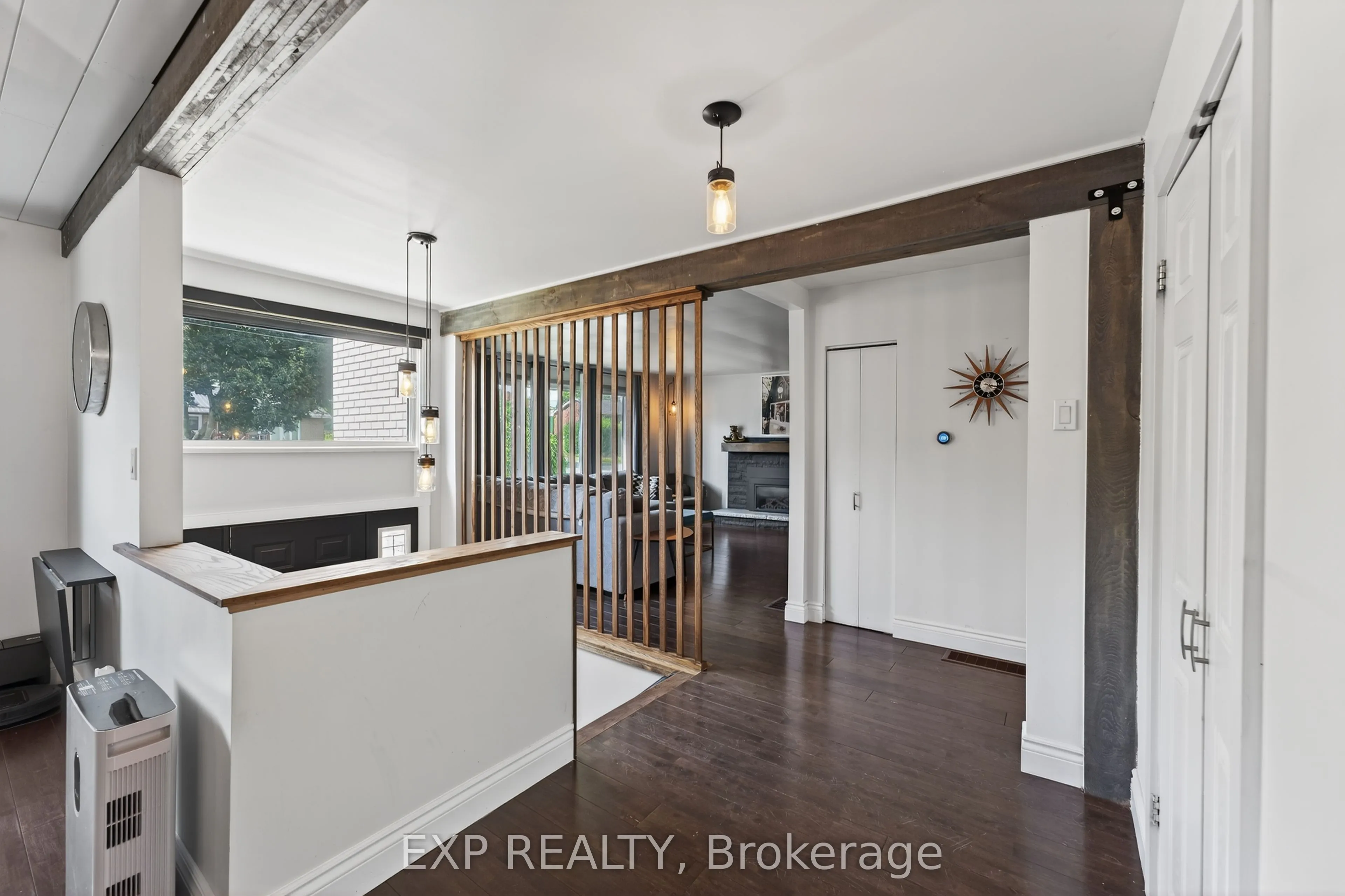 12 Sunset Crescent