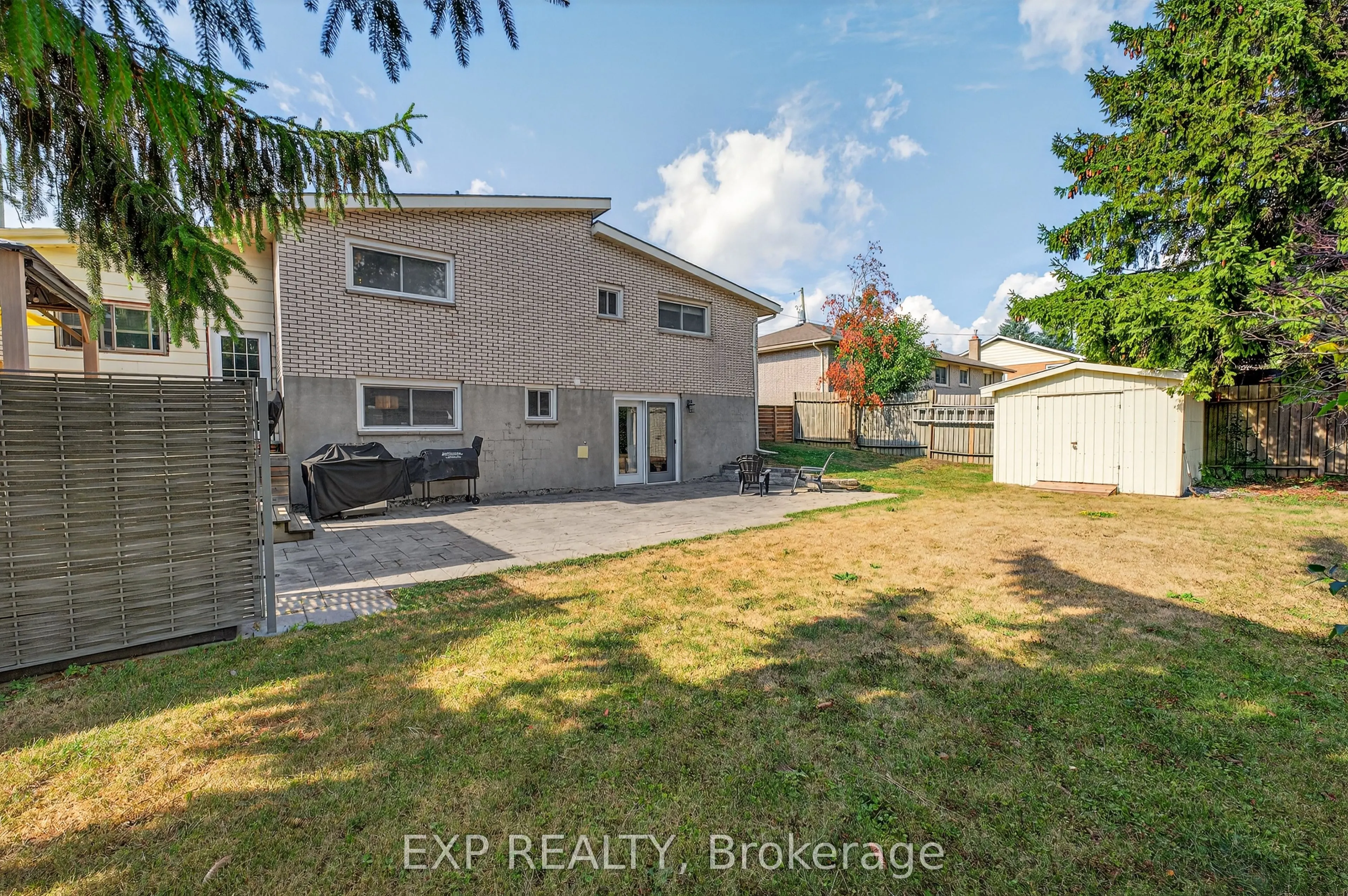 12 Sunset Crescent