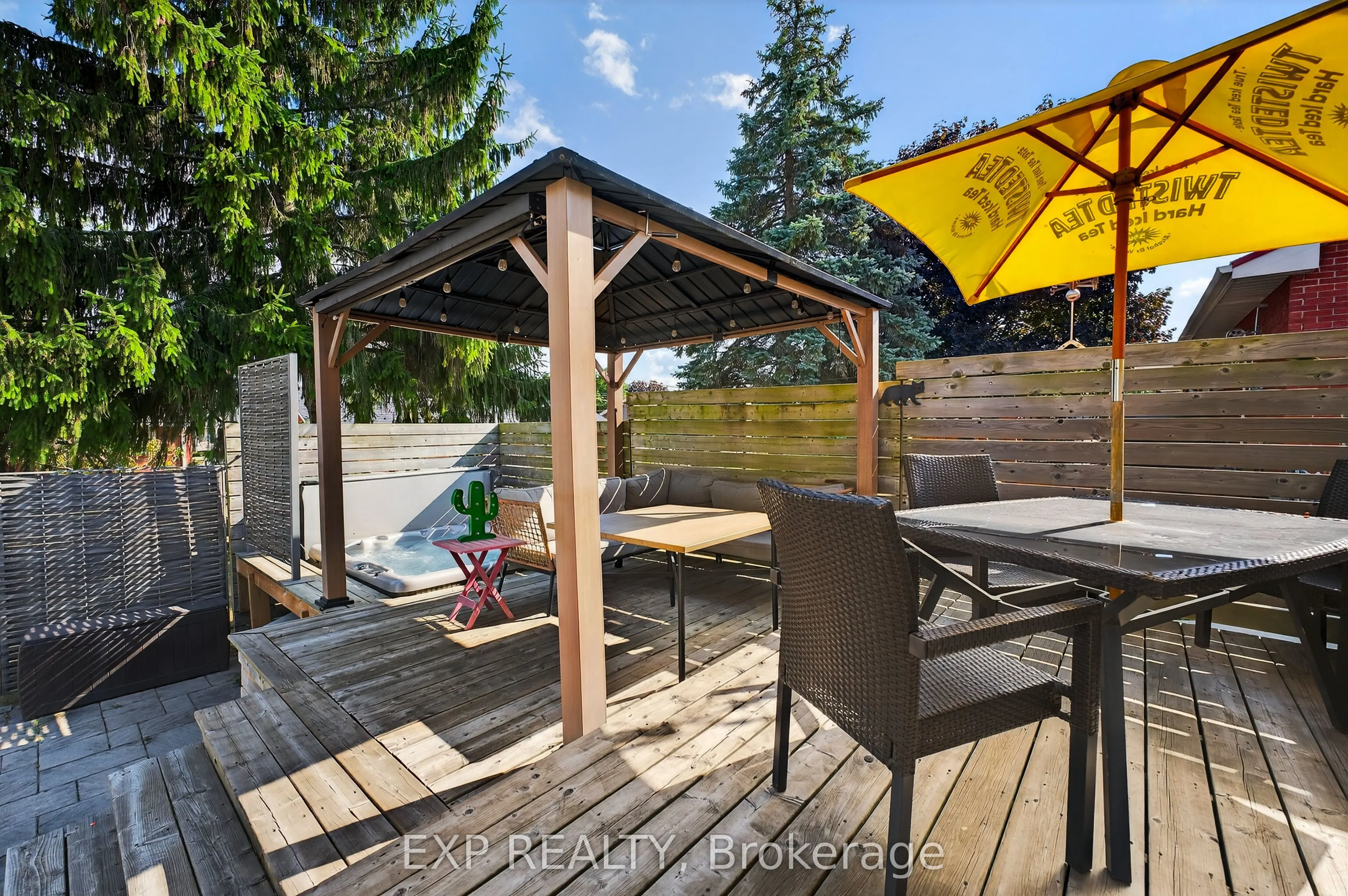 12 Sunset Crescent