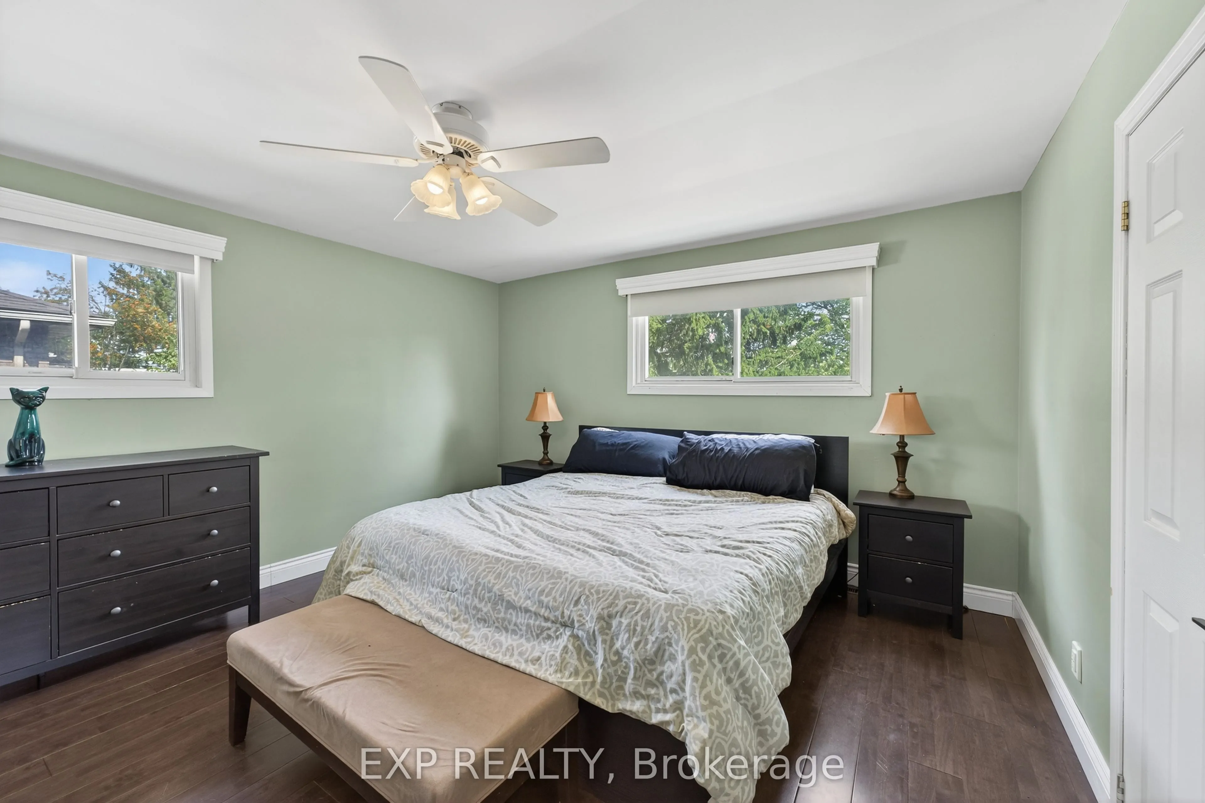 12 Sunset Crescent