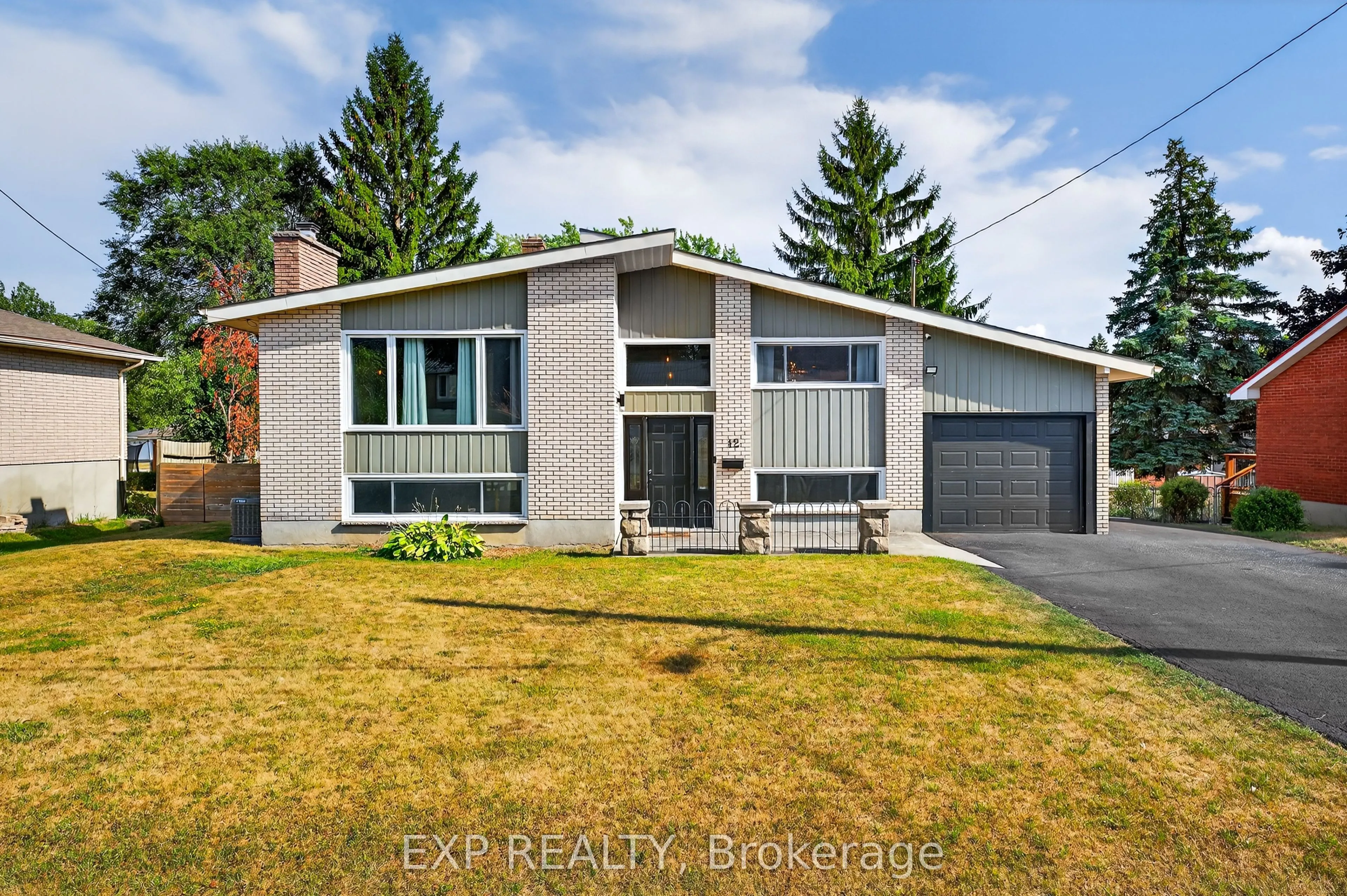 12 Sunset Crescent