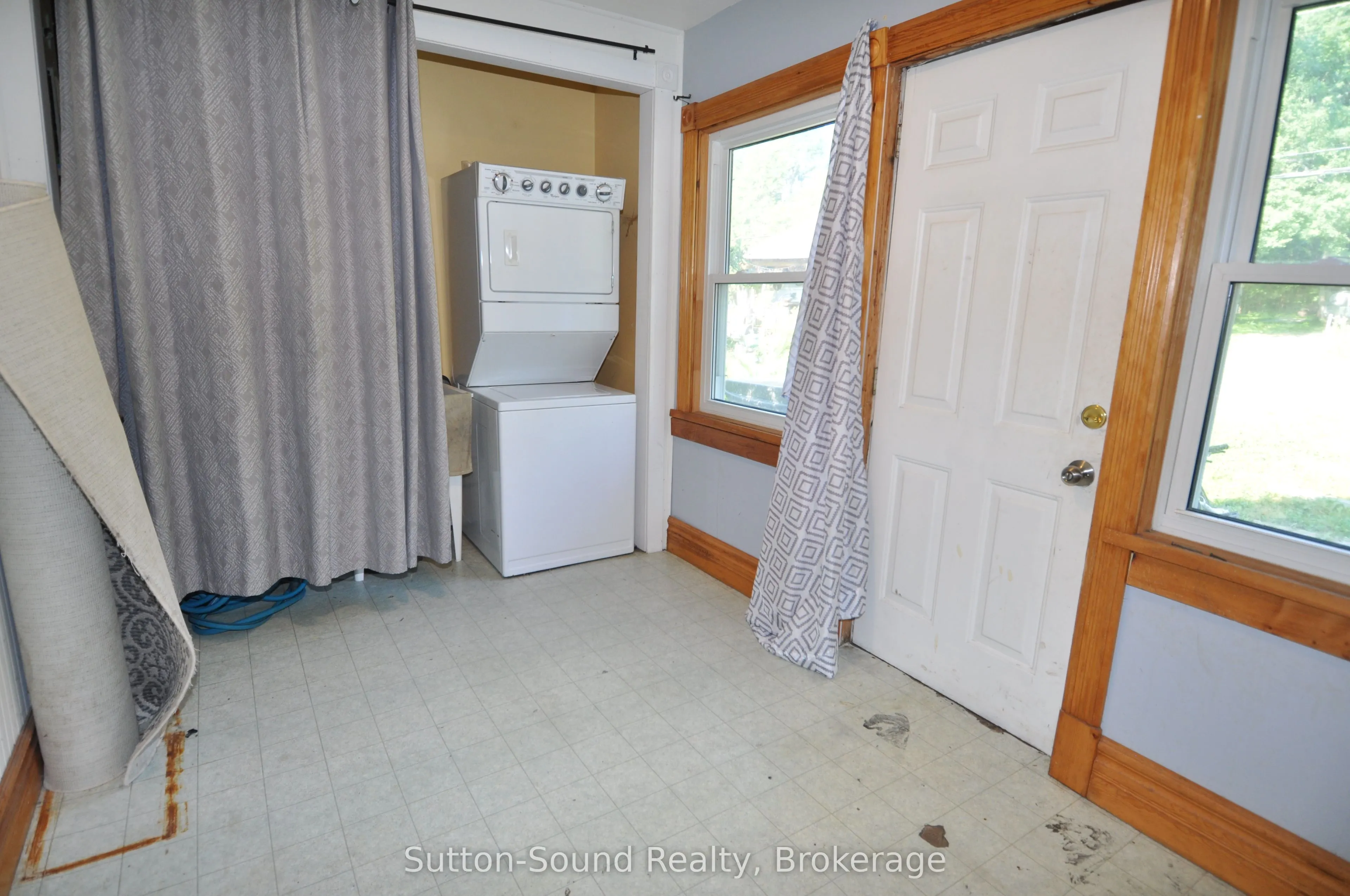 166 Old Beach Drive