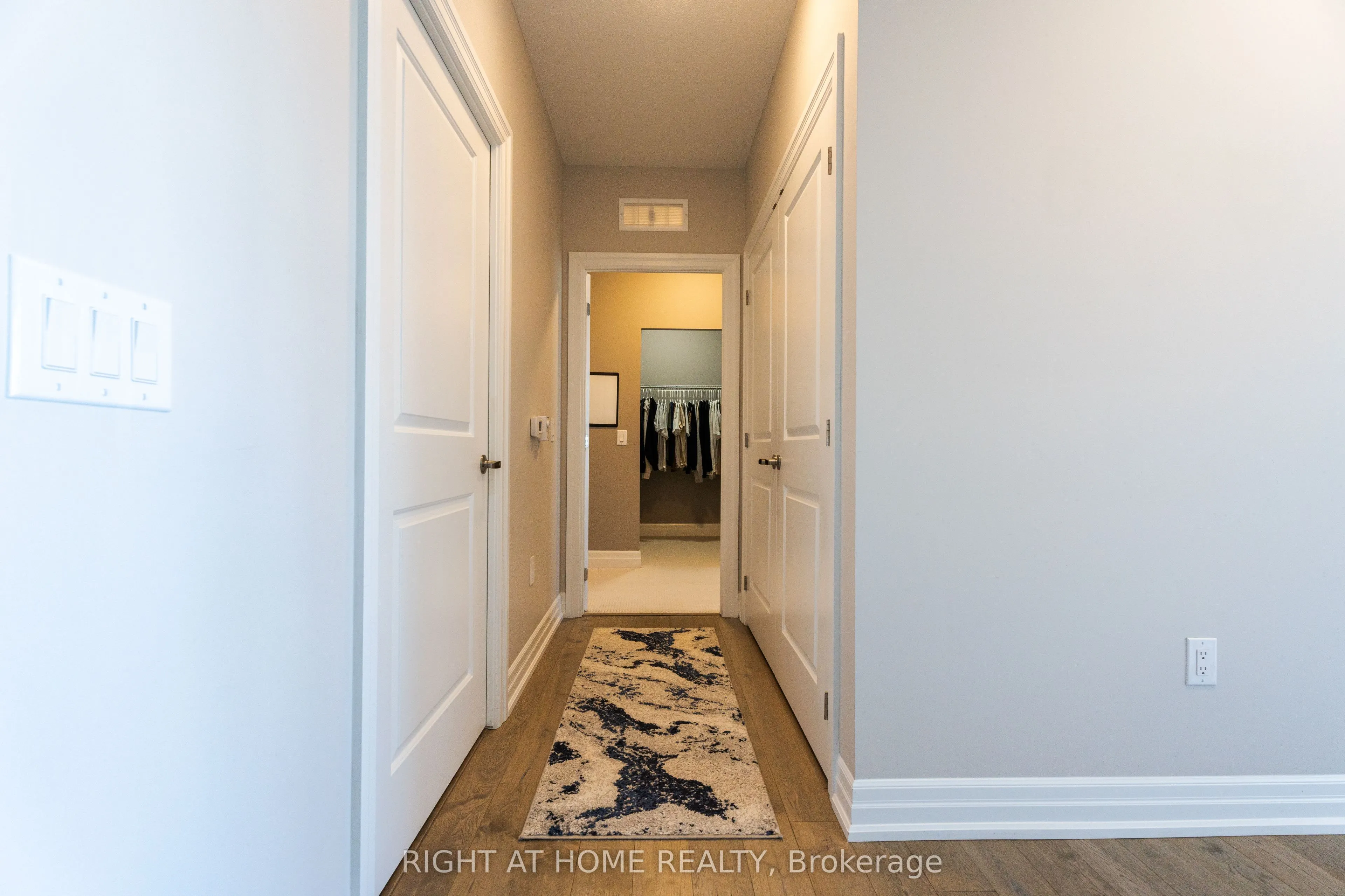 1878 Gordon Street, #812