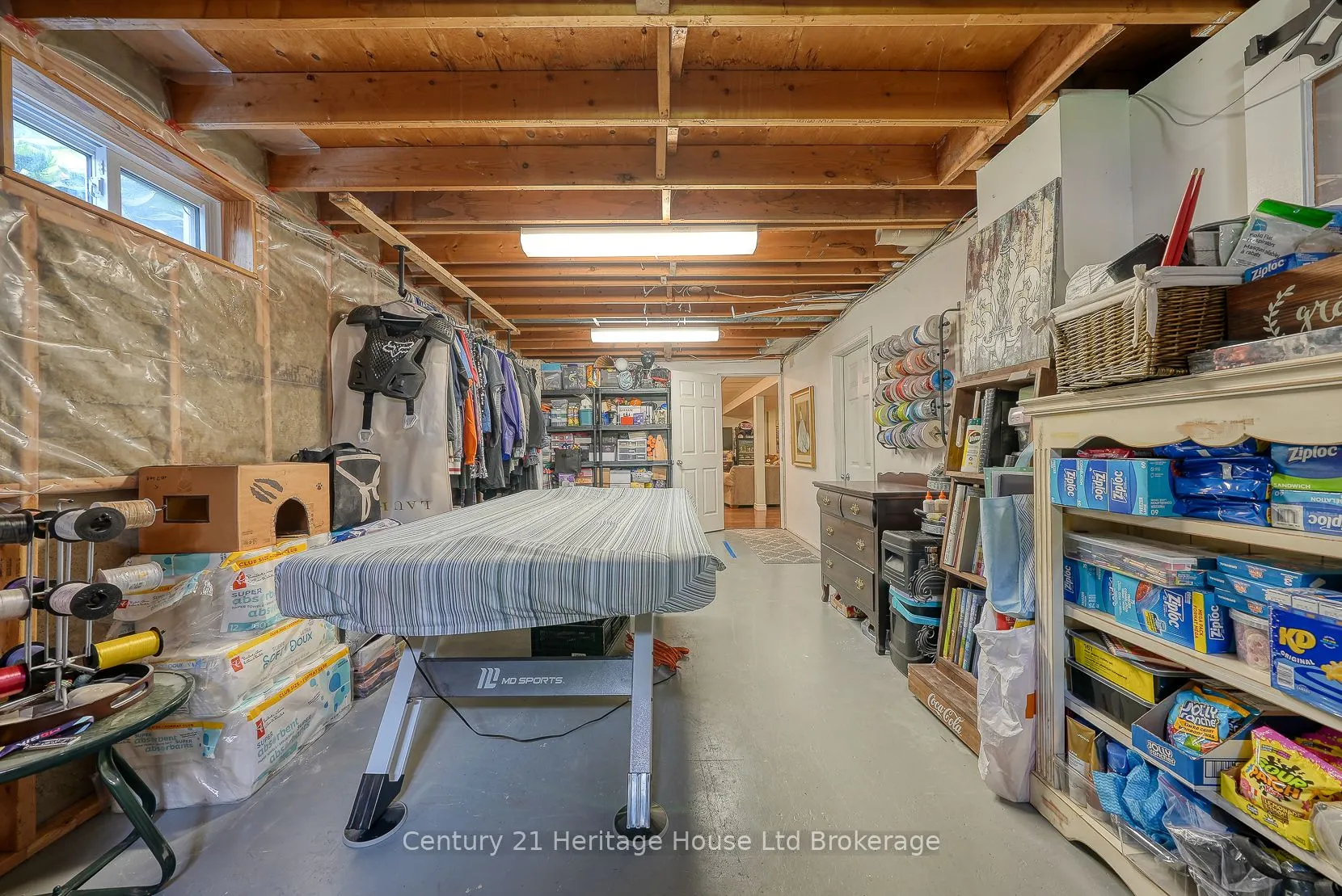 12 Steele Street