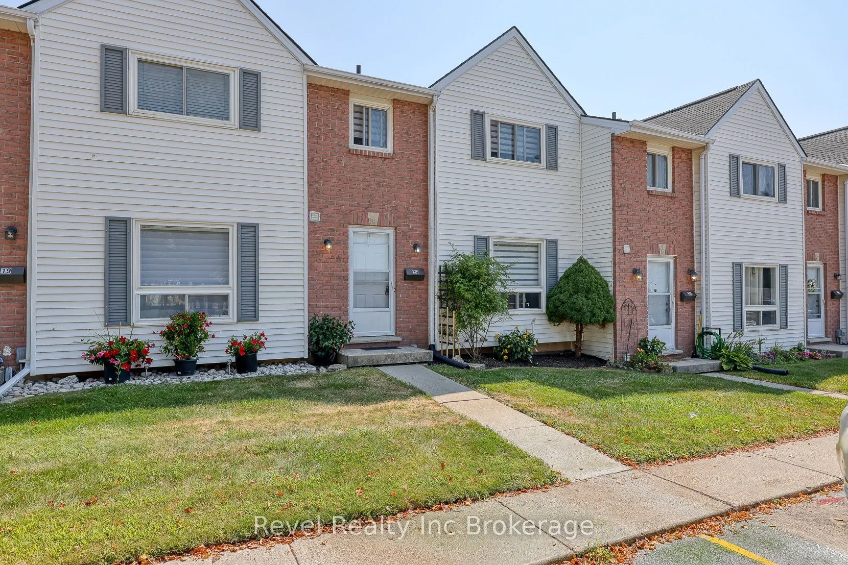 380 Quarter Town Line Road, #20