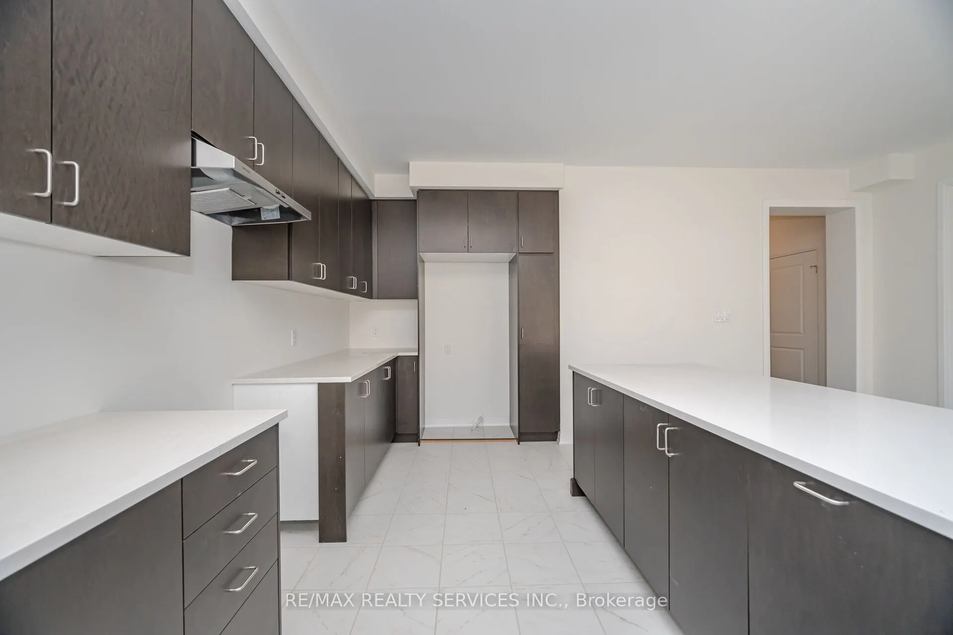 66 Prince Philip Boulevard