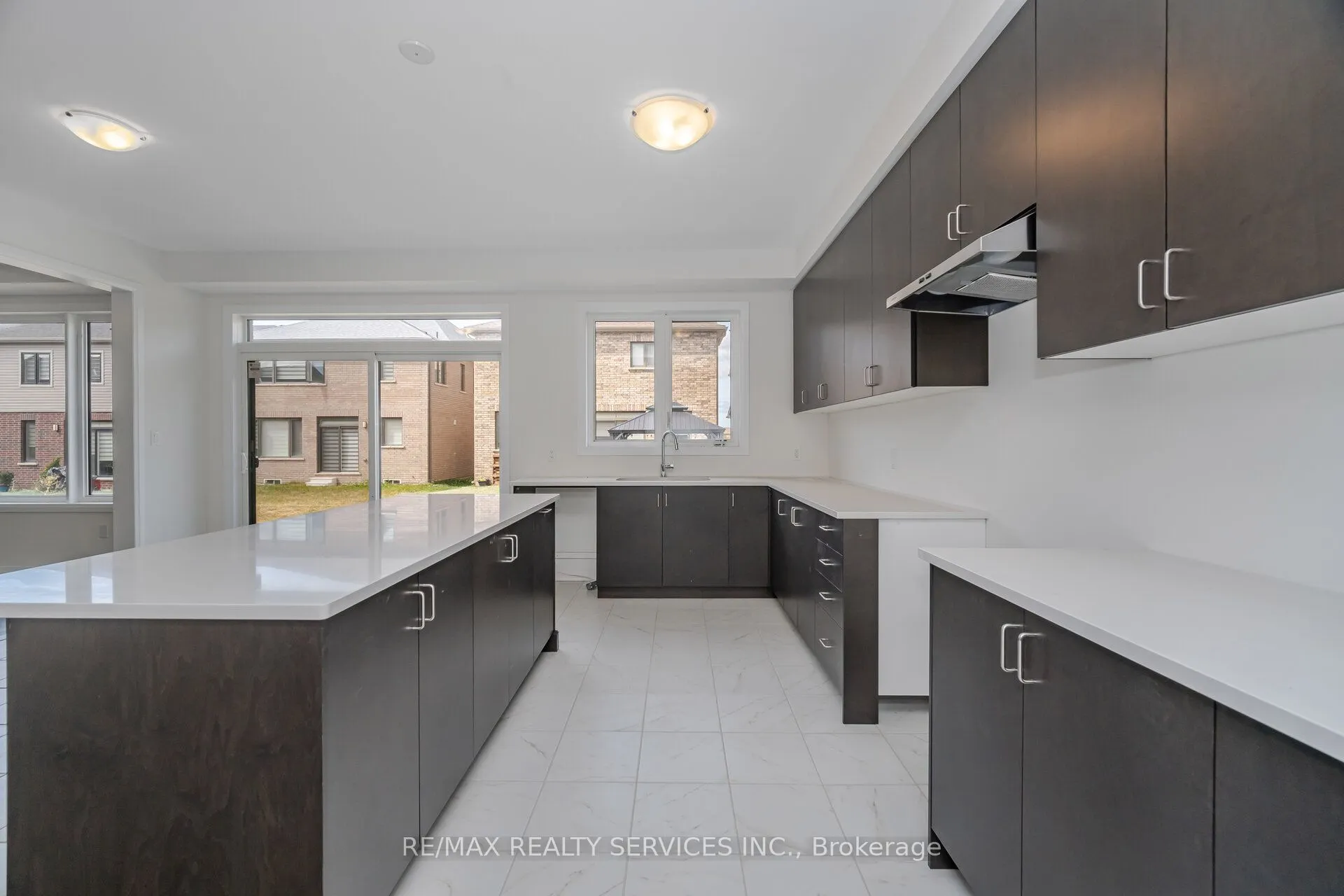 66 Prince Philip Boulevard