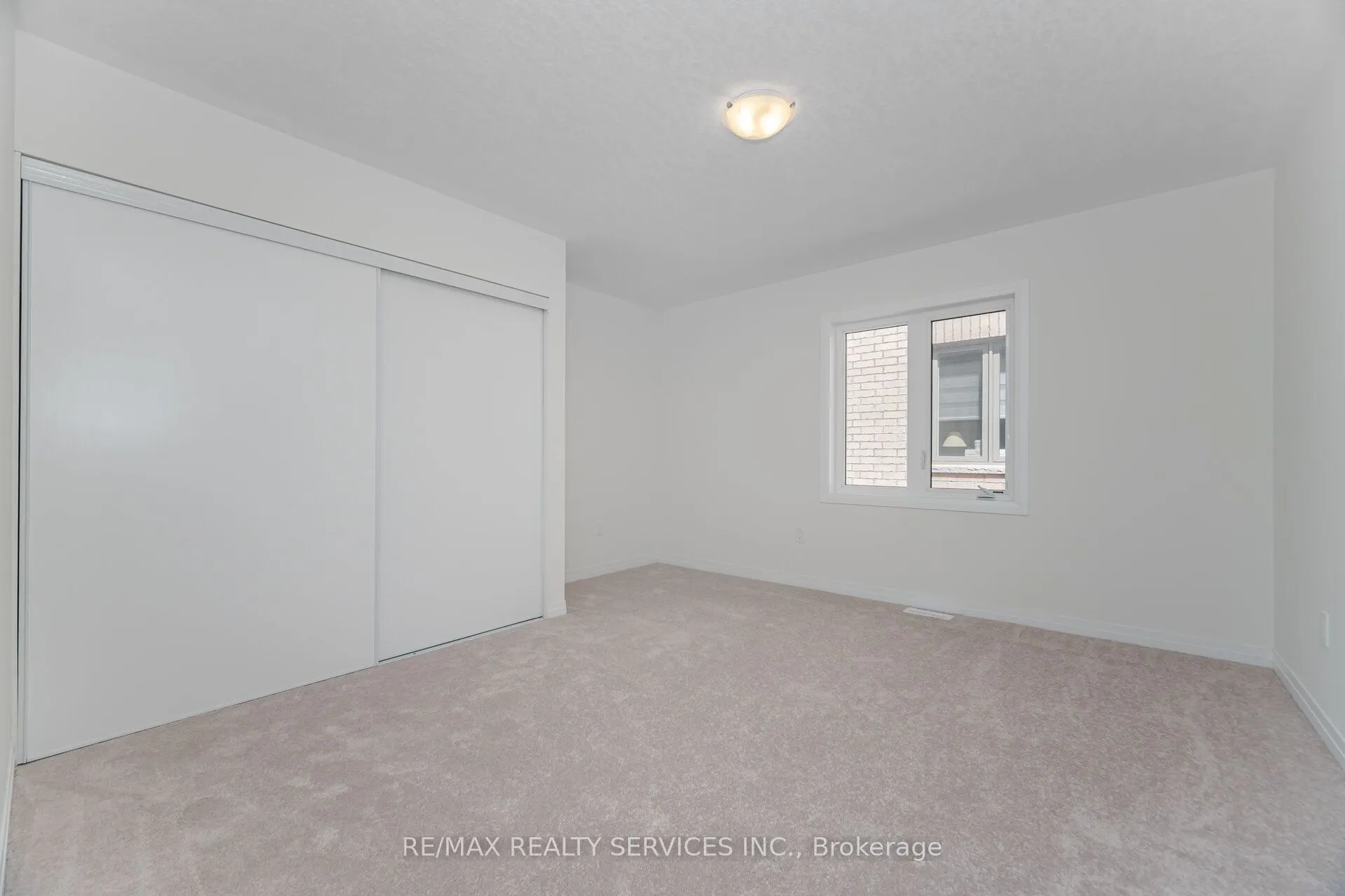 66 Prince Philip Boulevard