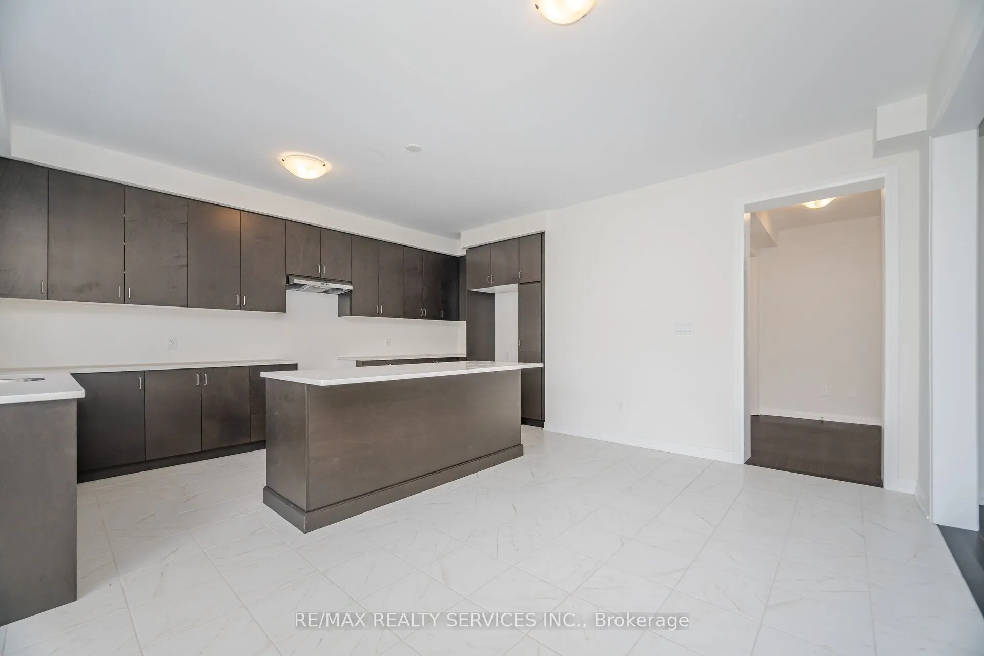 66 Prince Philip Boulevard