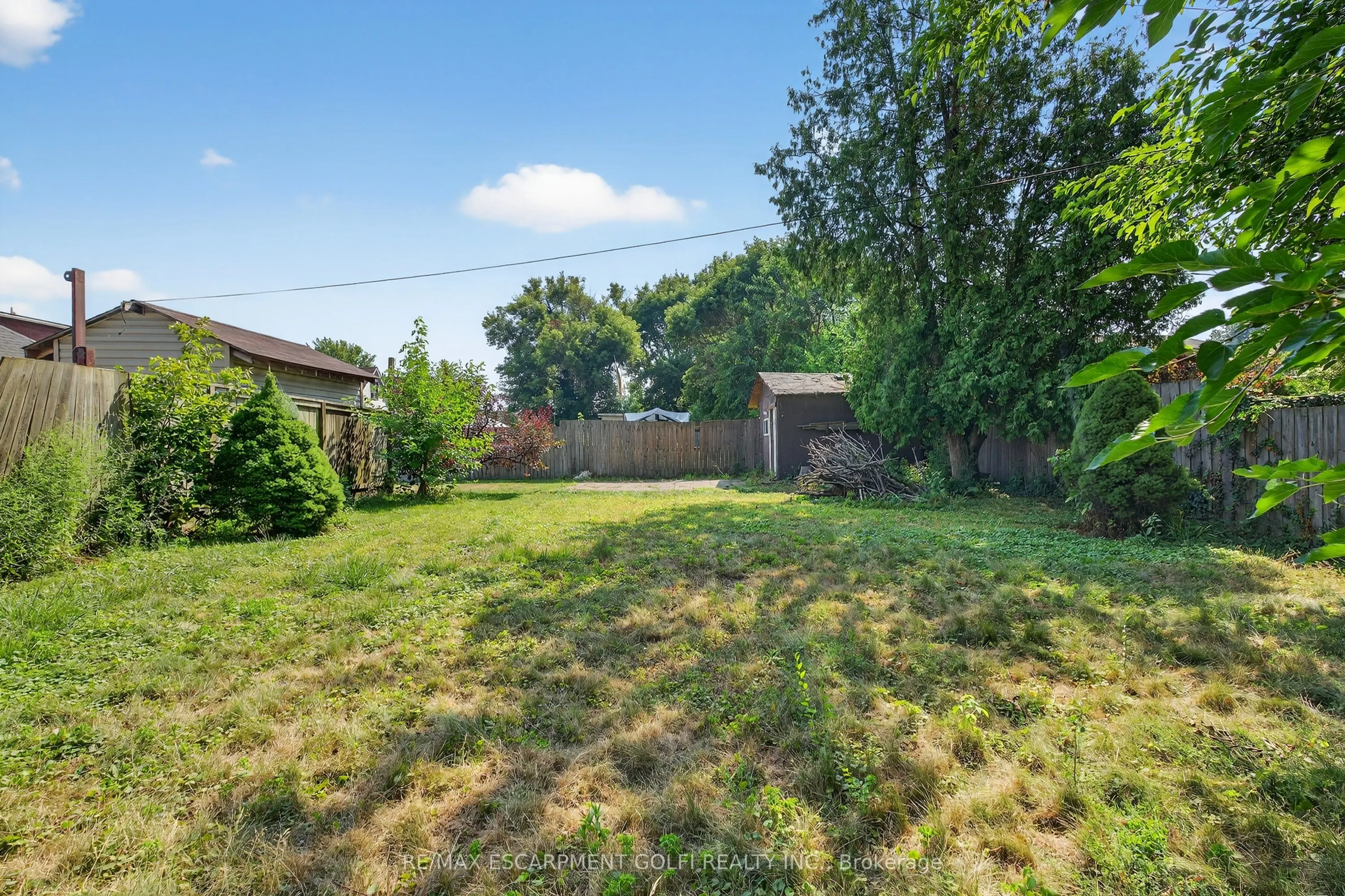 111 Hillyard Street