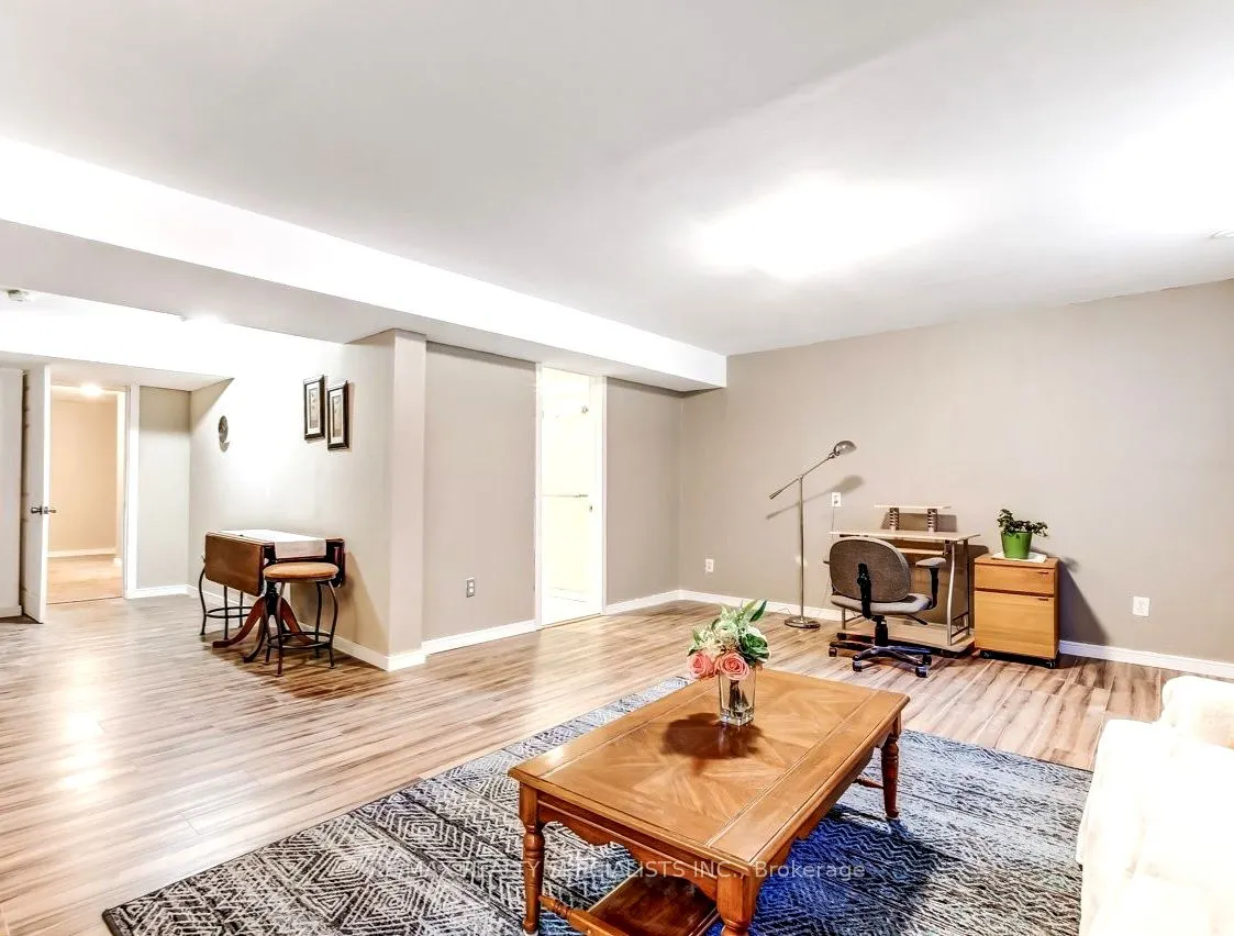 10 Birchall Lane