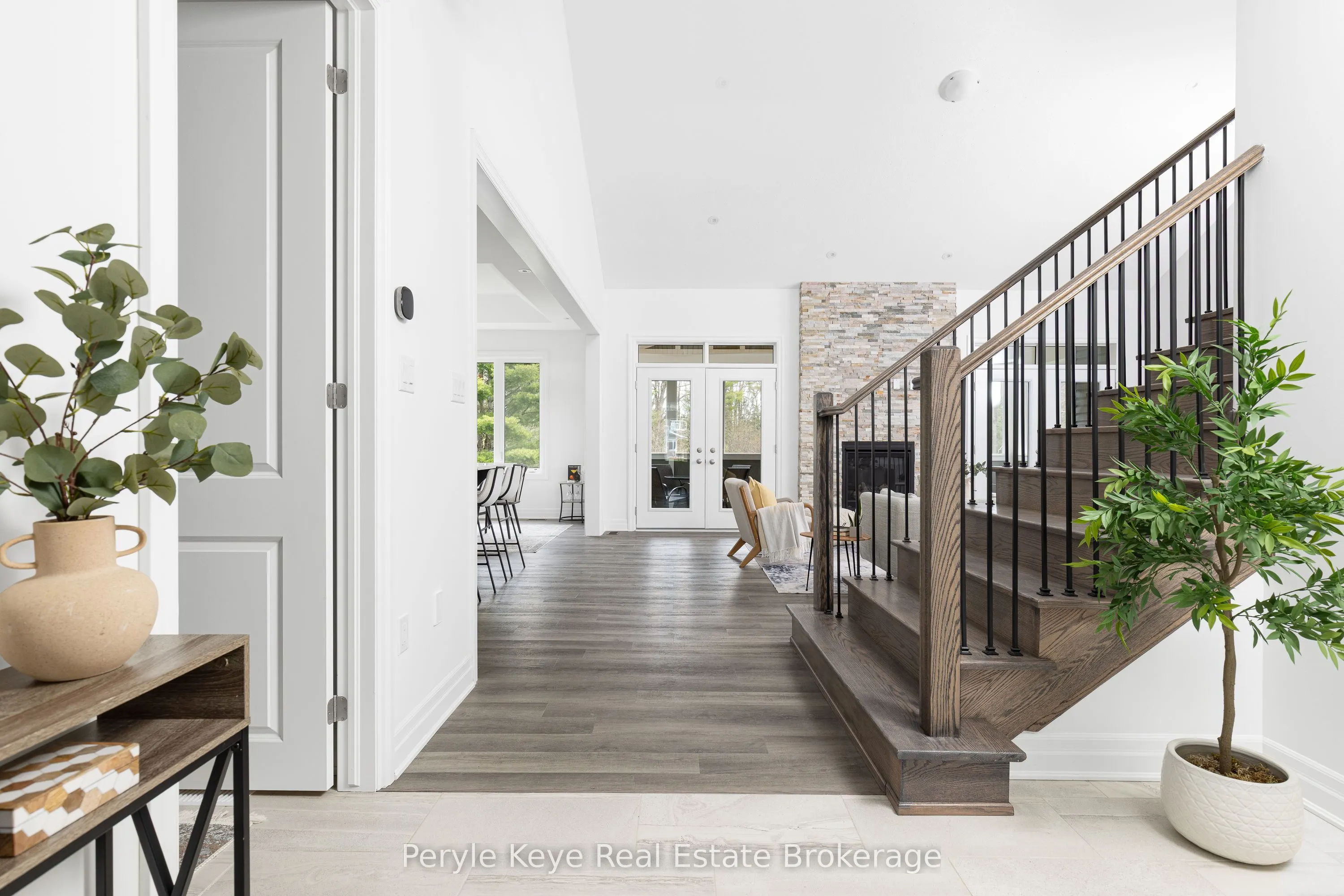 30 Dyer Crescent