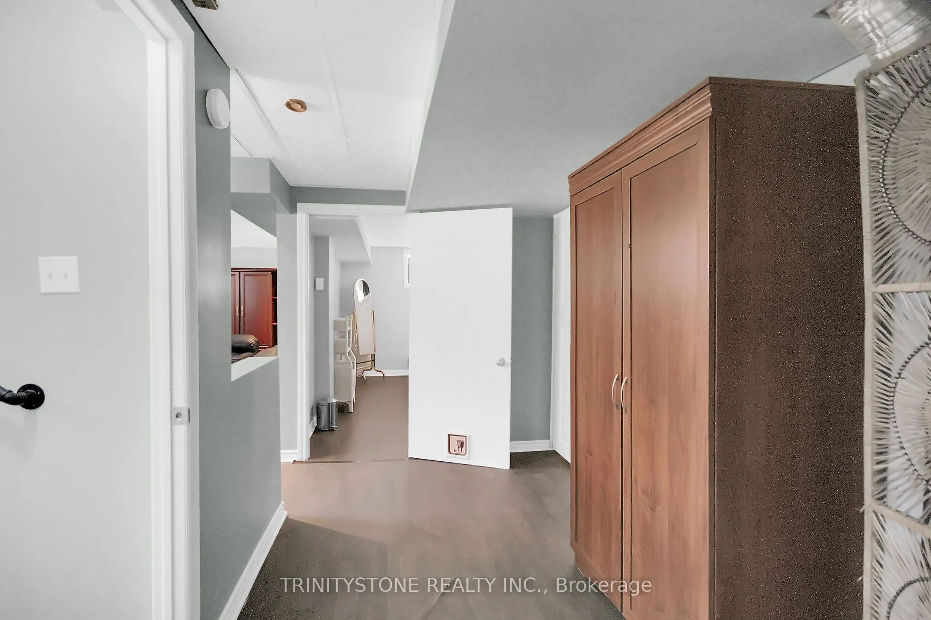 5620 Rockdale Road, #30
