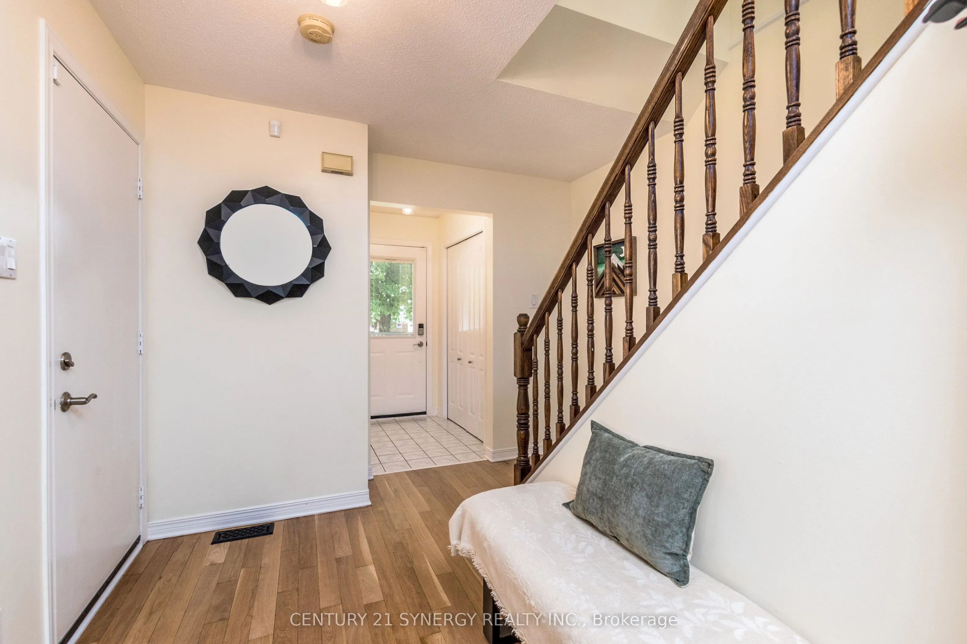 249 Markland Crescent E