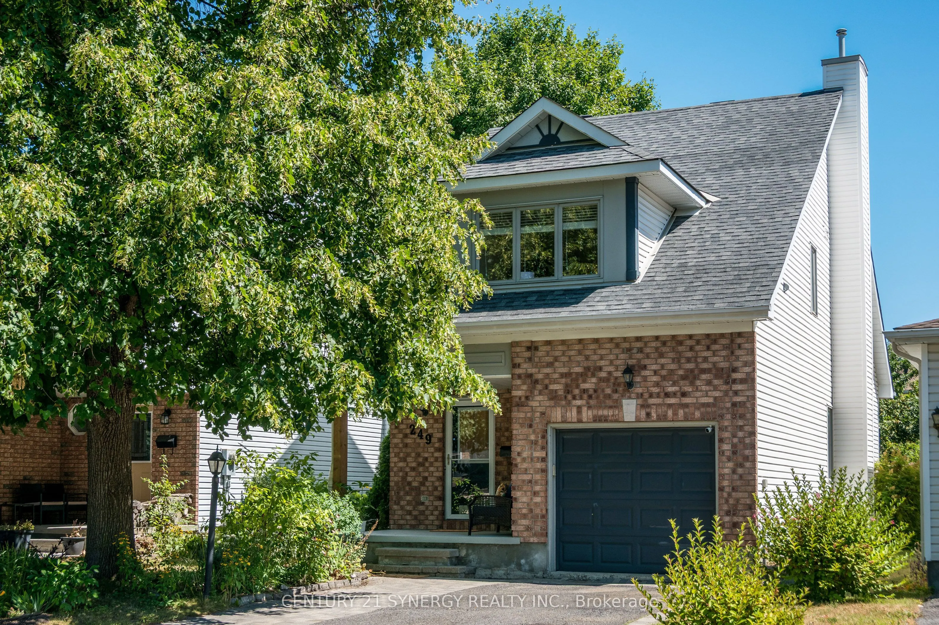 249 Markland Crescent E