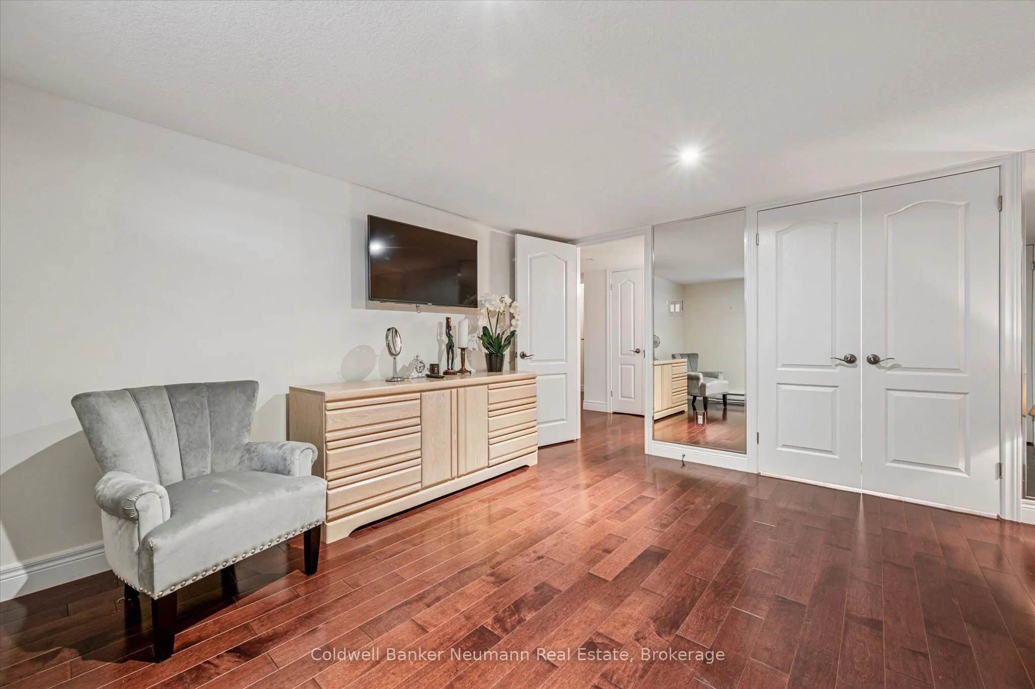 255 Summerfield Drive #20