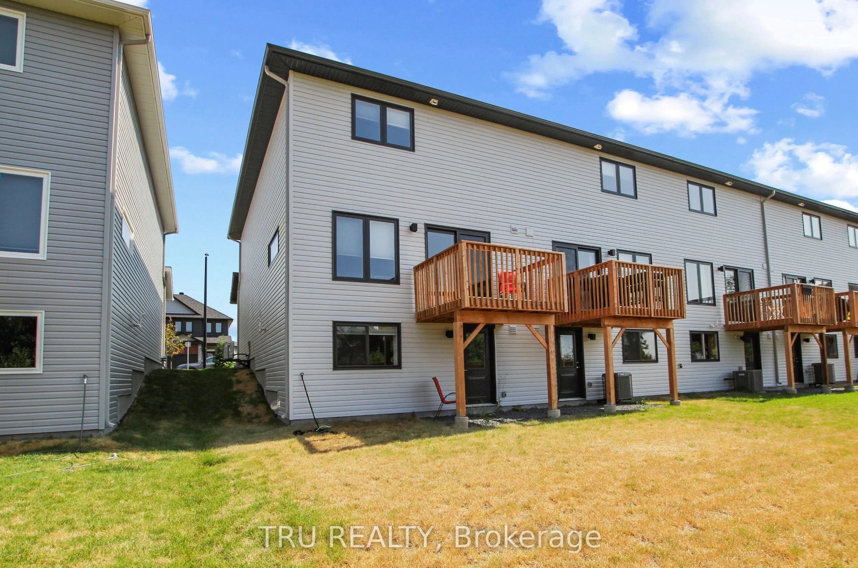 111 Dowdall Circle