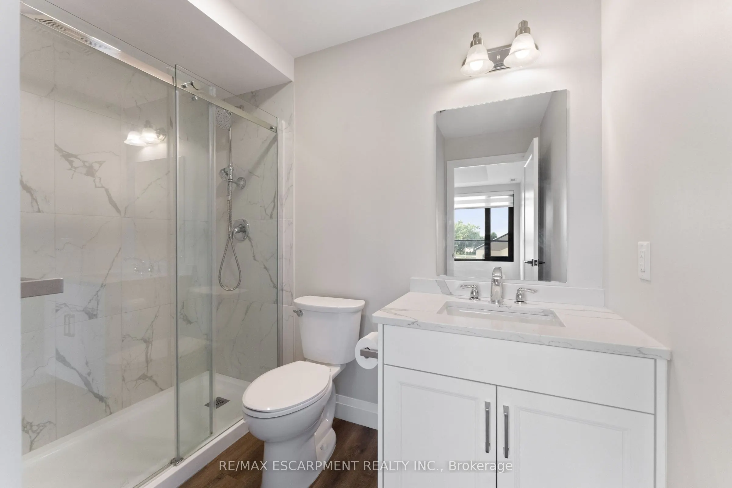 64 MAIN Street N, #303