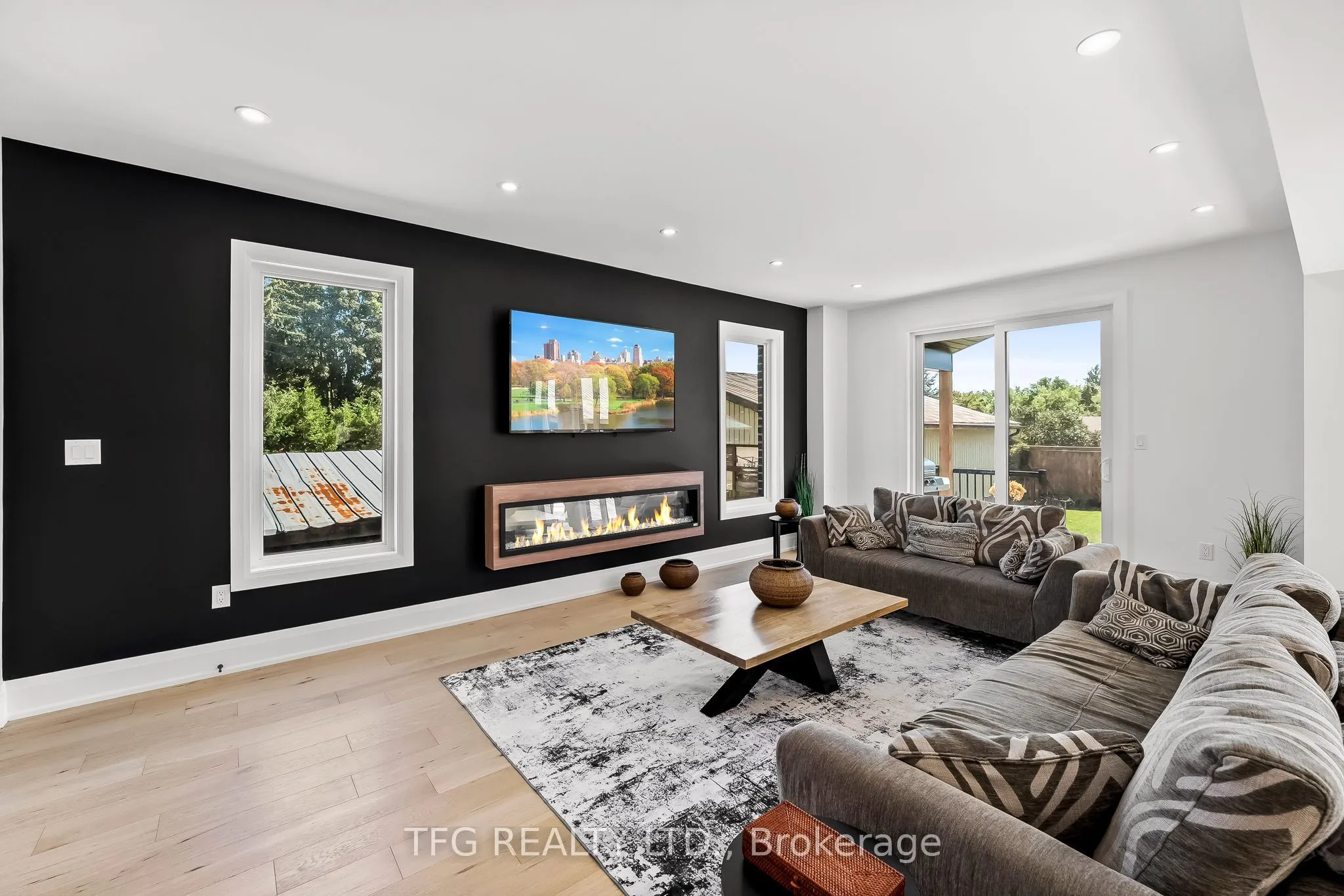 678 Otonabee Drive