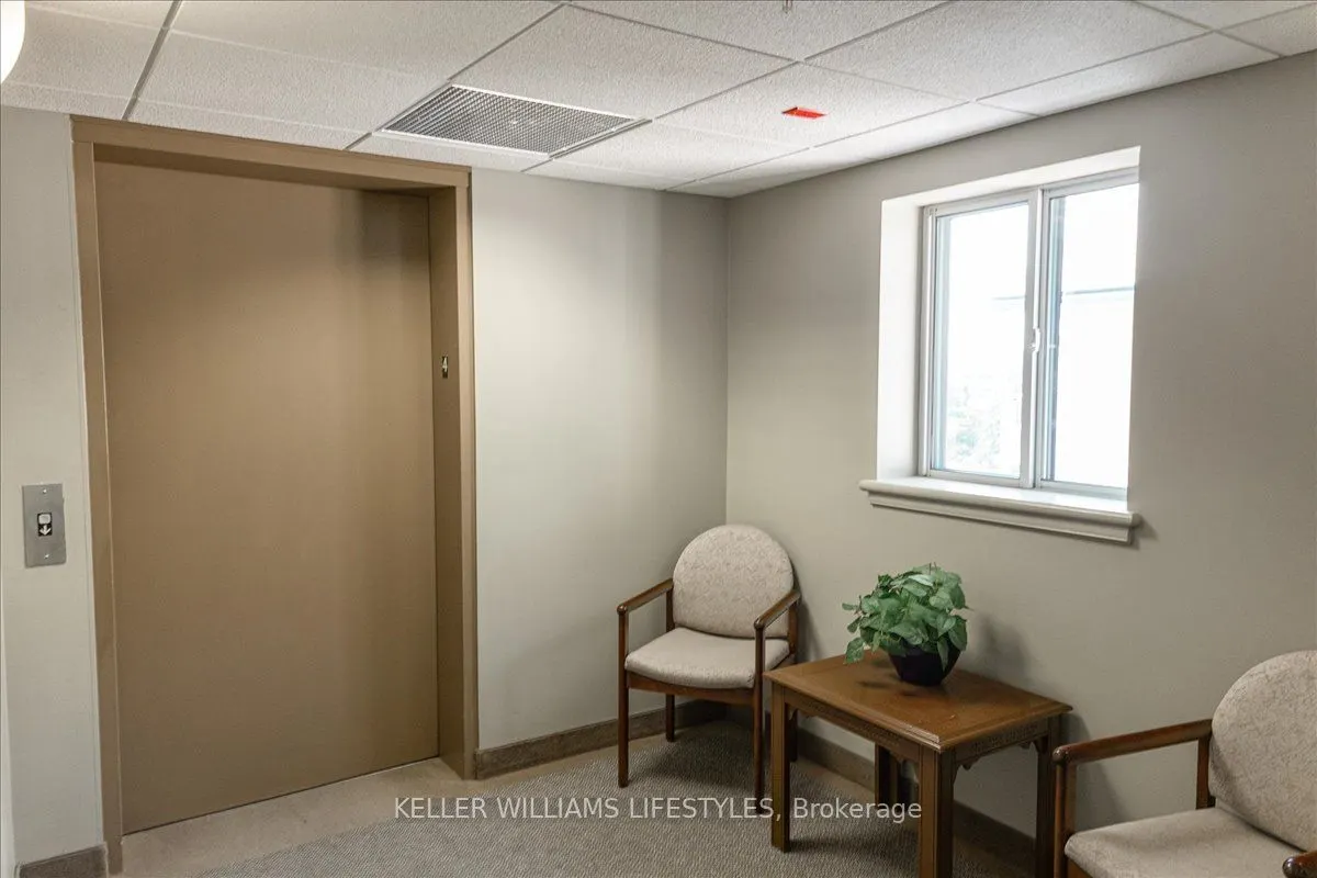 511 Gainsborough Road, #410
