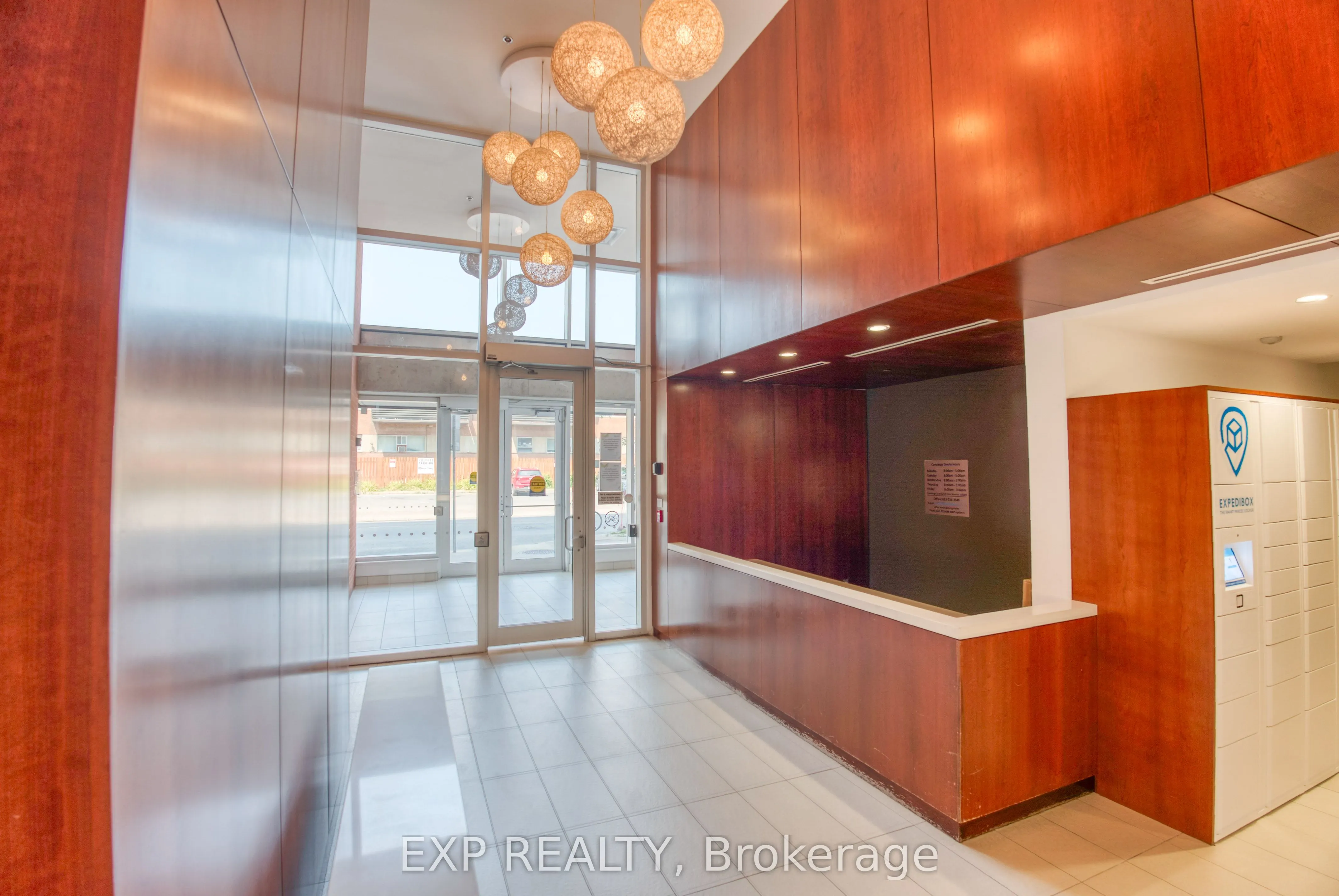 354 Gladstone Avenue, #321