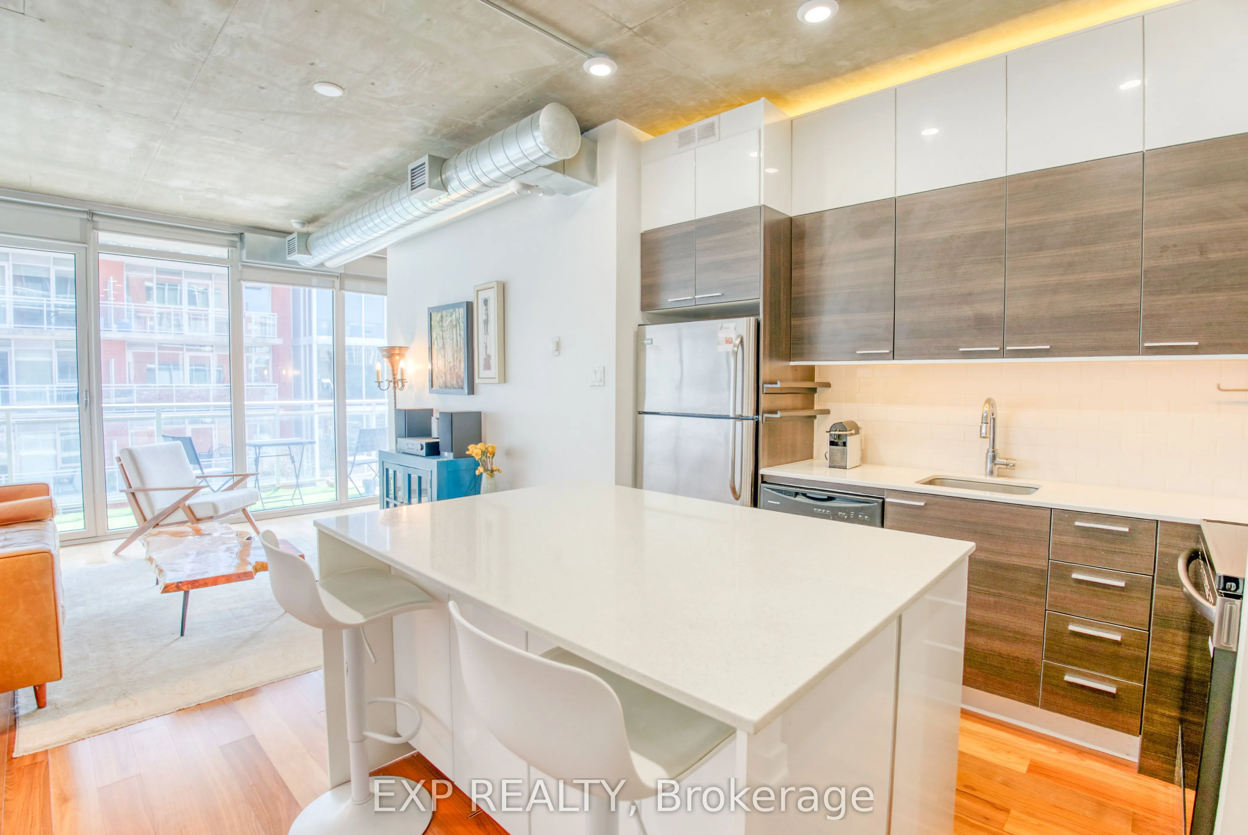 354 Gladstone Avenue, #321