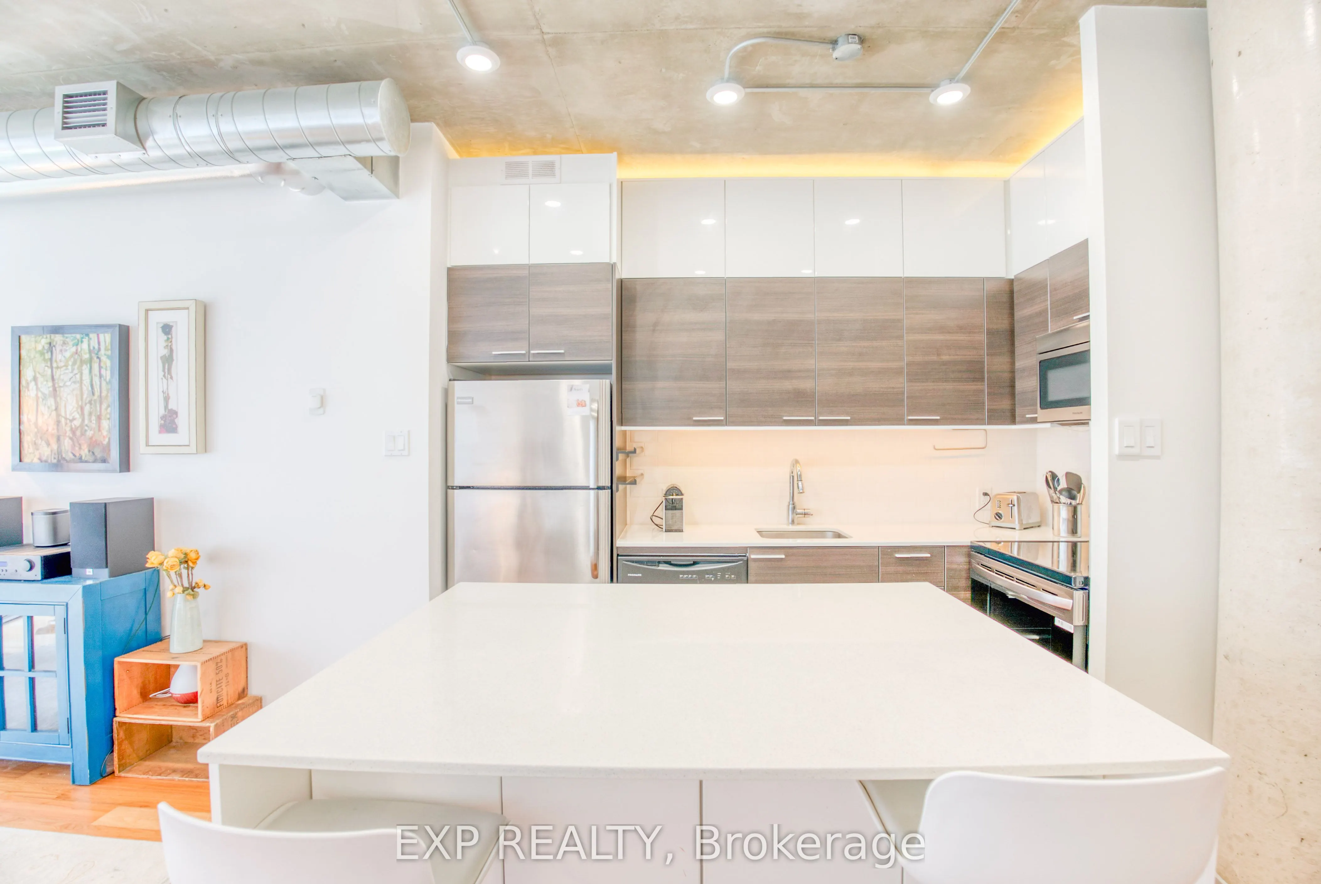 354 Gladstone Avenue, #321
