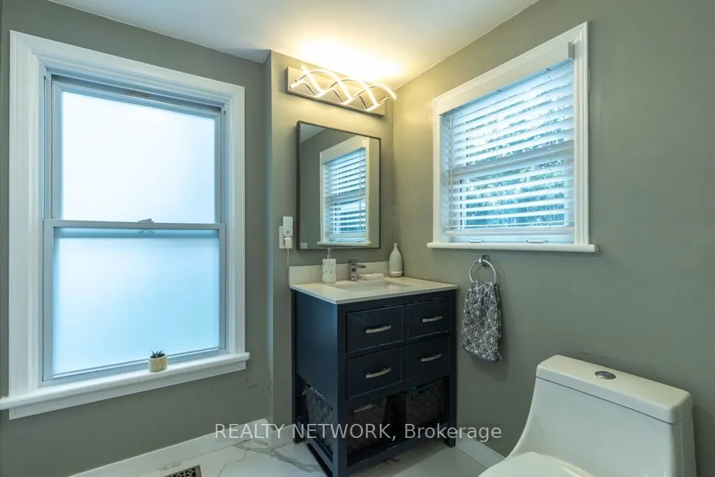 2985 Portage Road