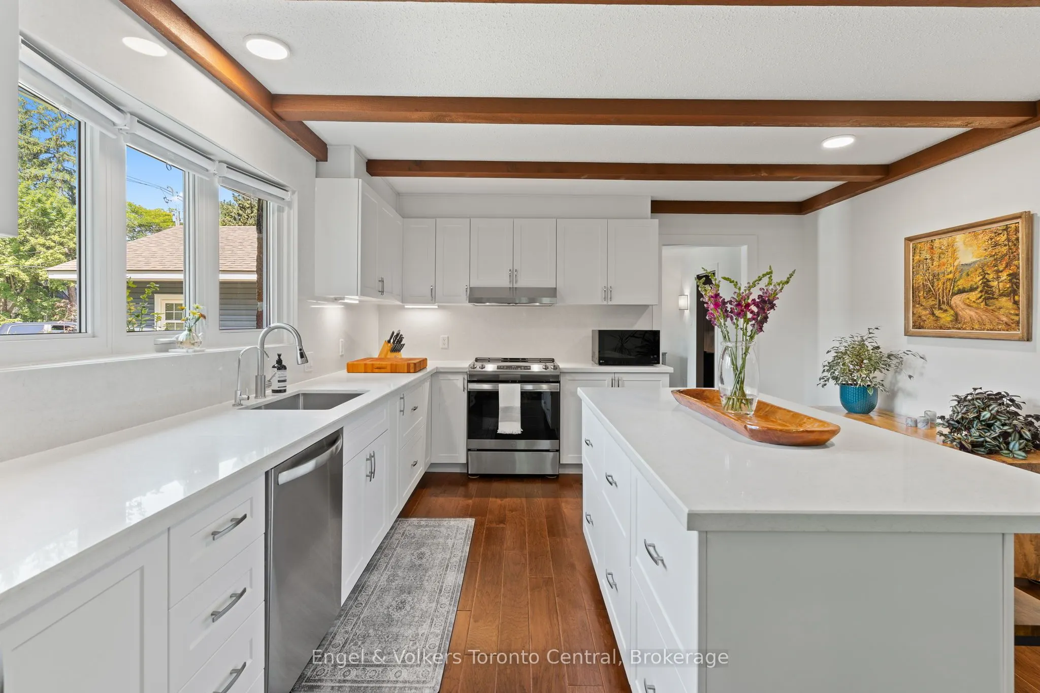 435 4TH Avenue W