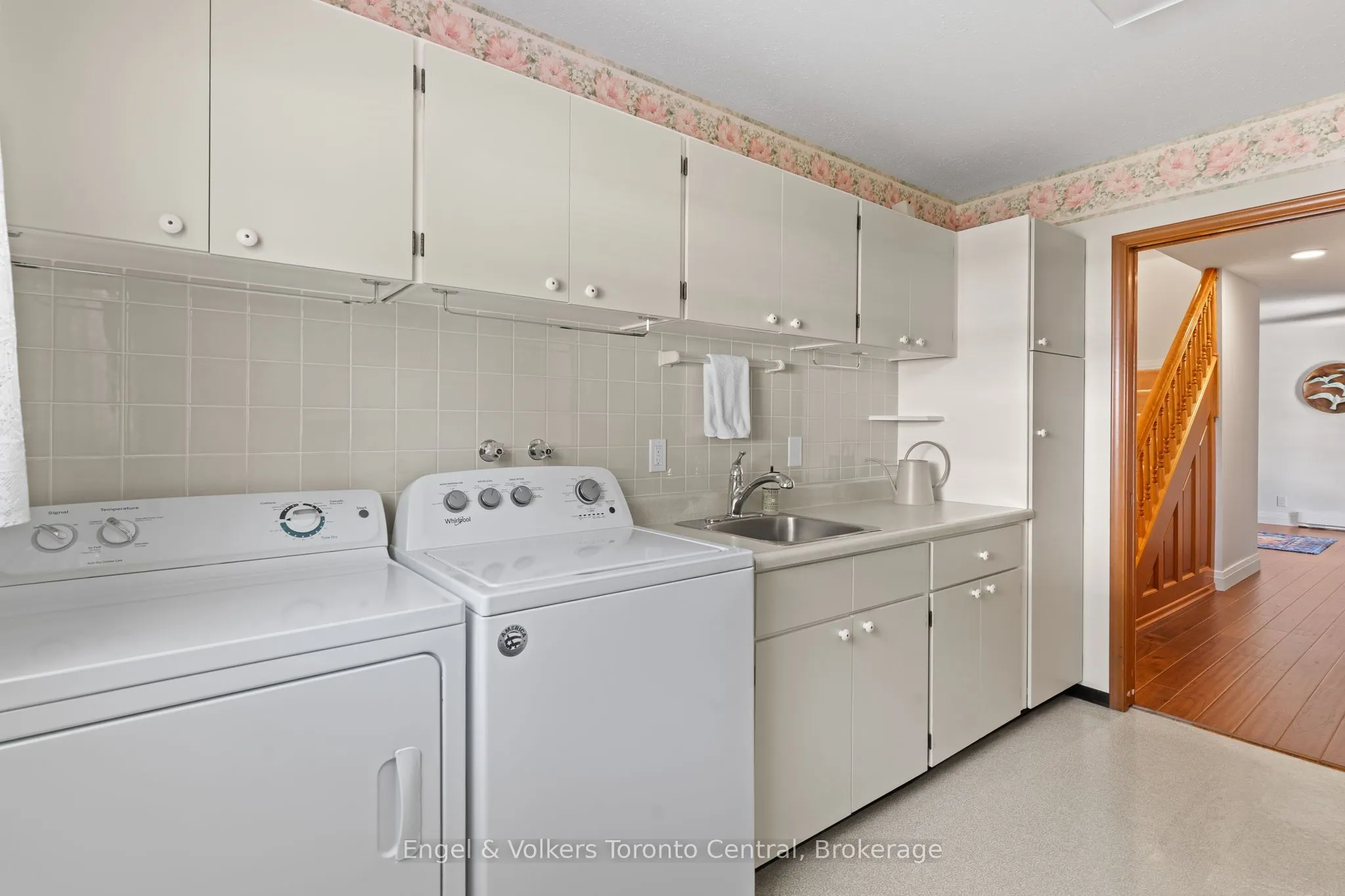 435 4TH Avenue W