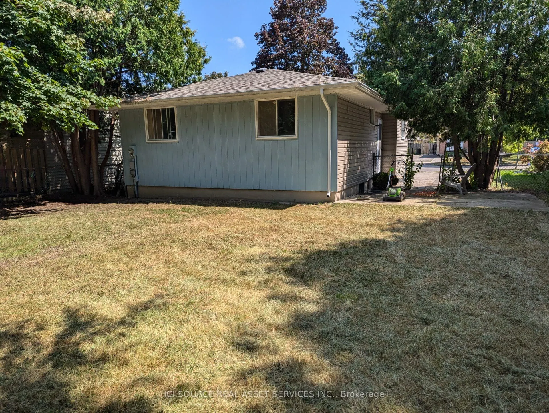 124 Hawthorne Road