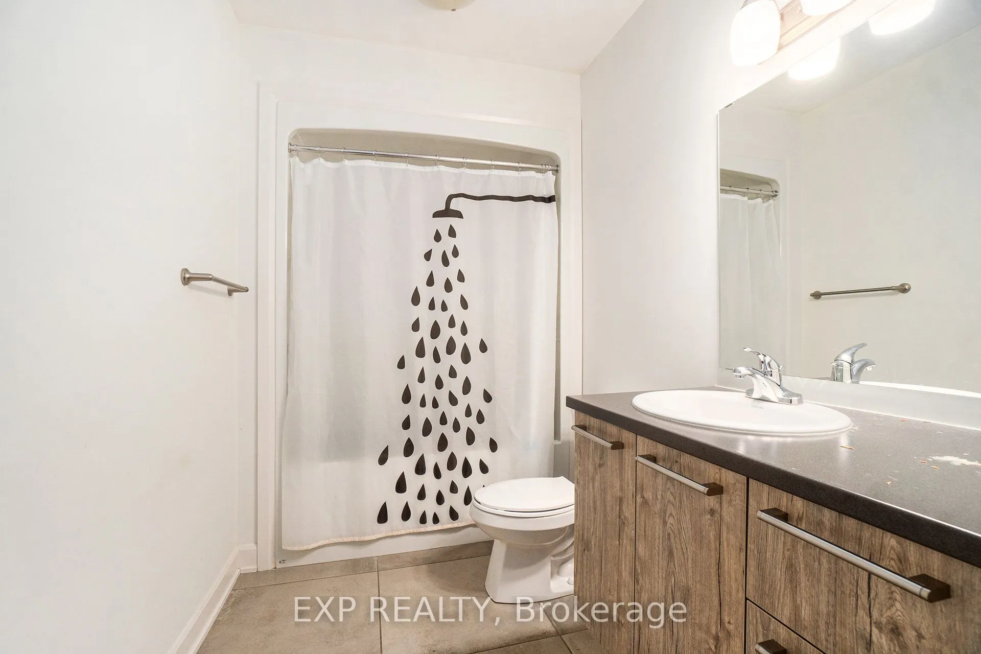 129 Smirle Avenue, #2