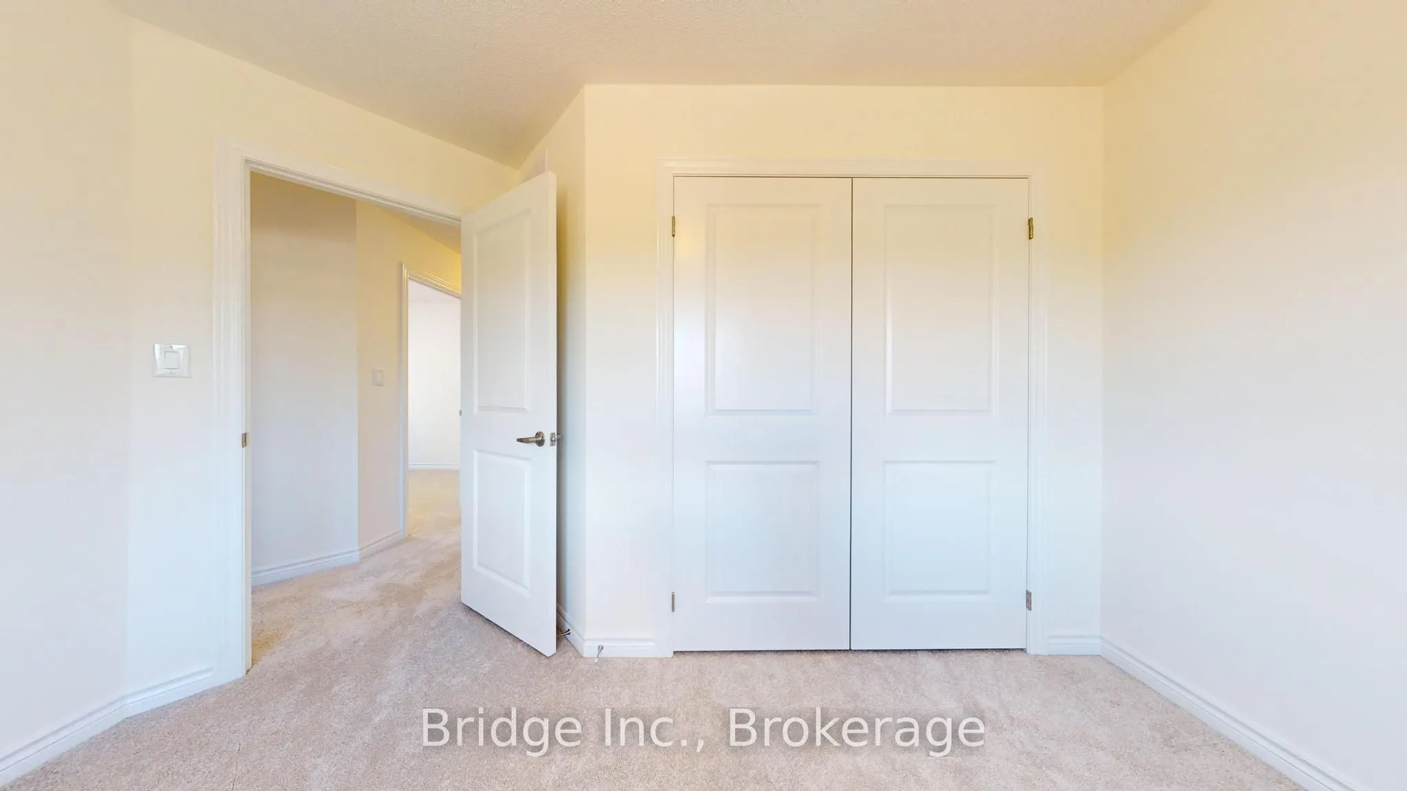 12 Hillcroft Way