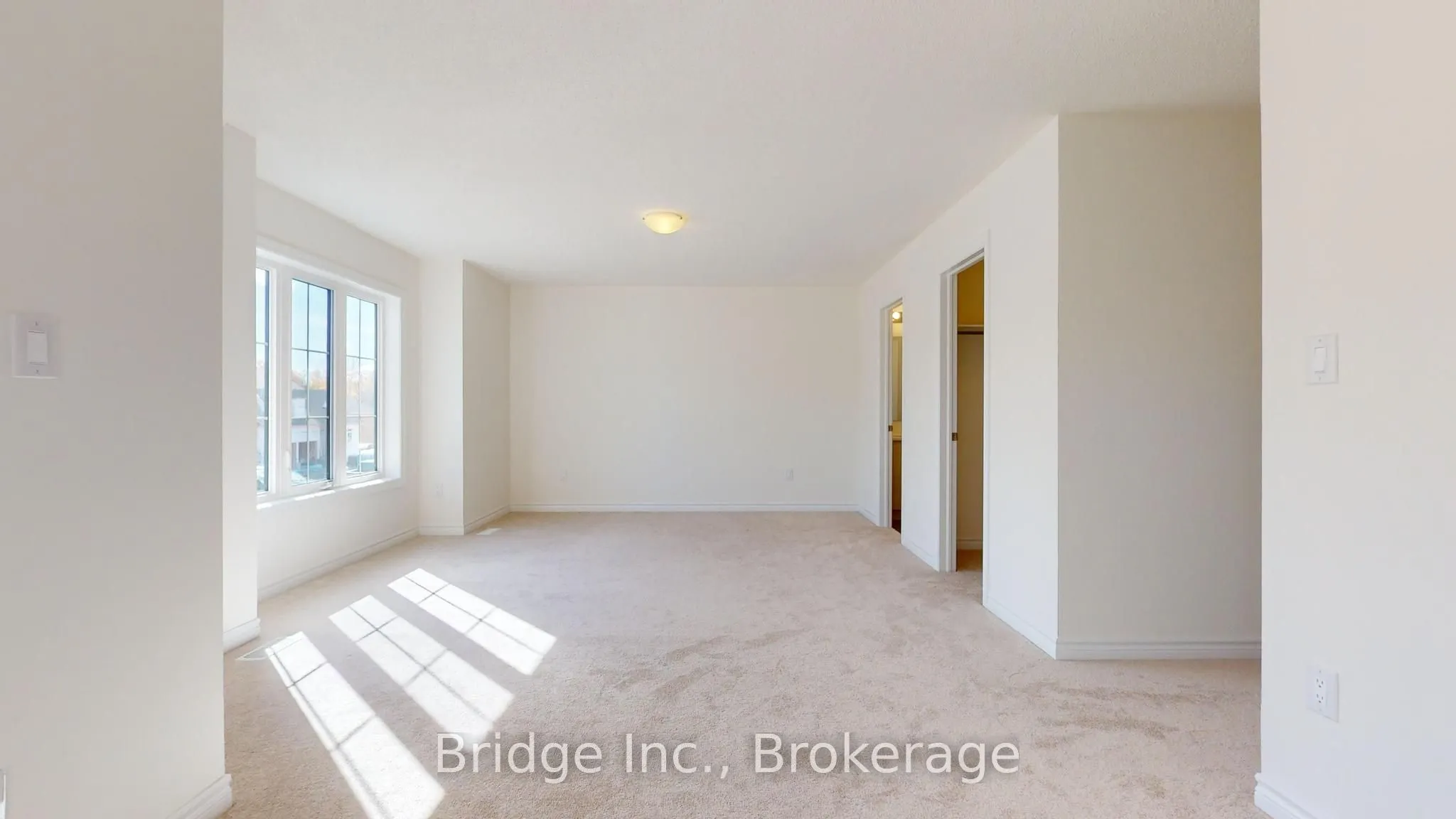 12 Hillcroft Way