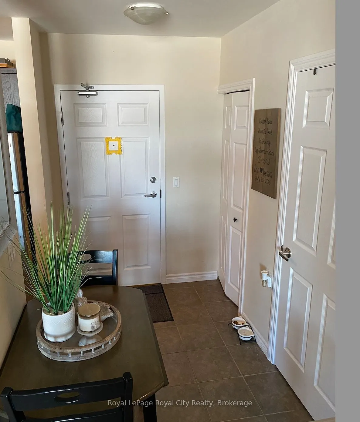 2 Colonial Drive, #207