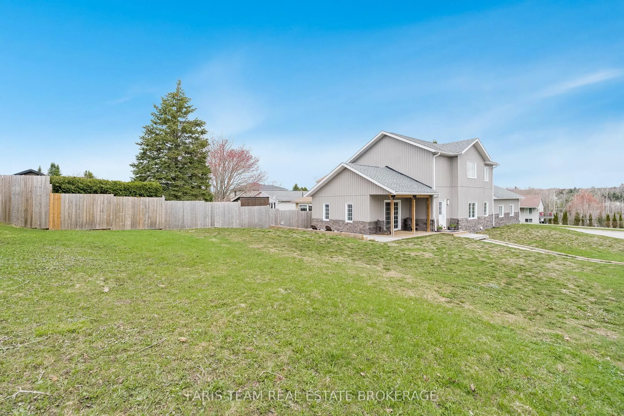 15 Lankin Avenue