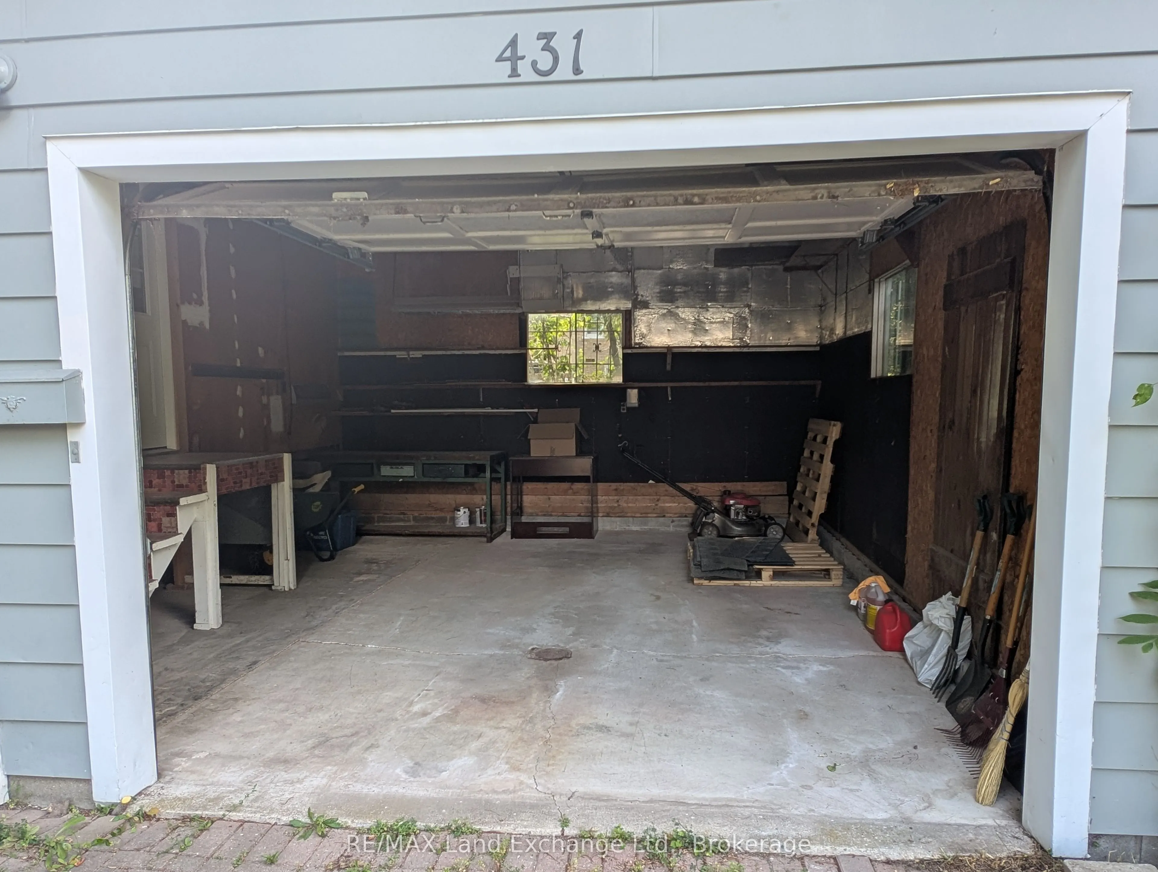431 Coombs Street