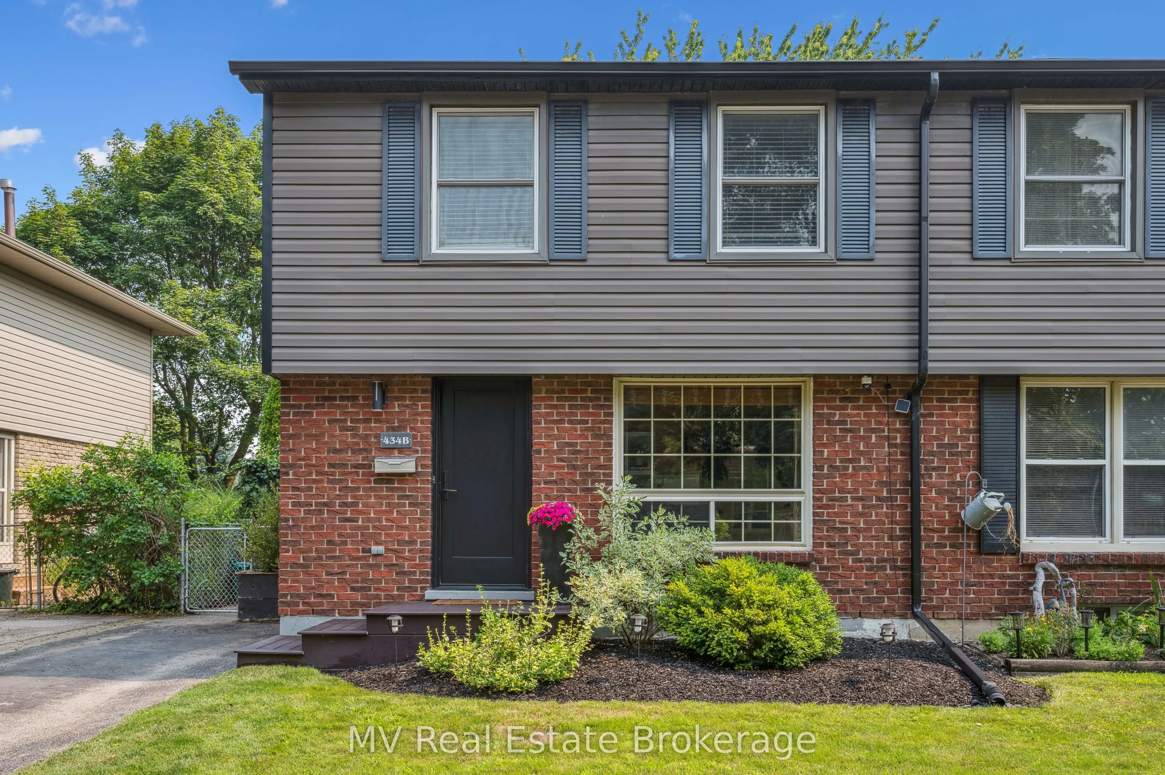 434B Dunvegan Drive