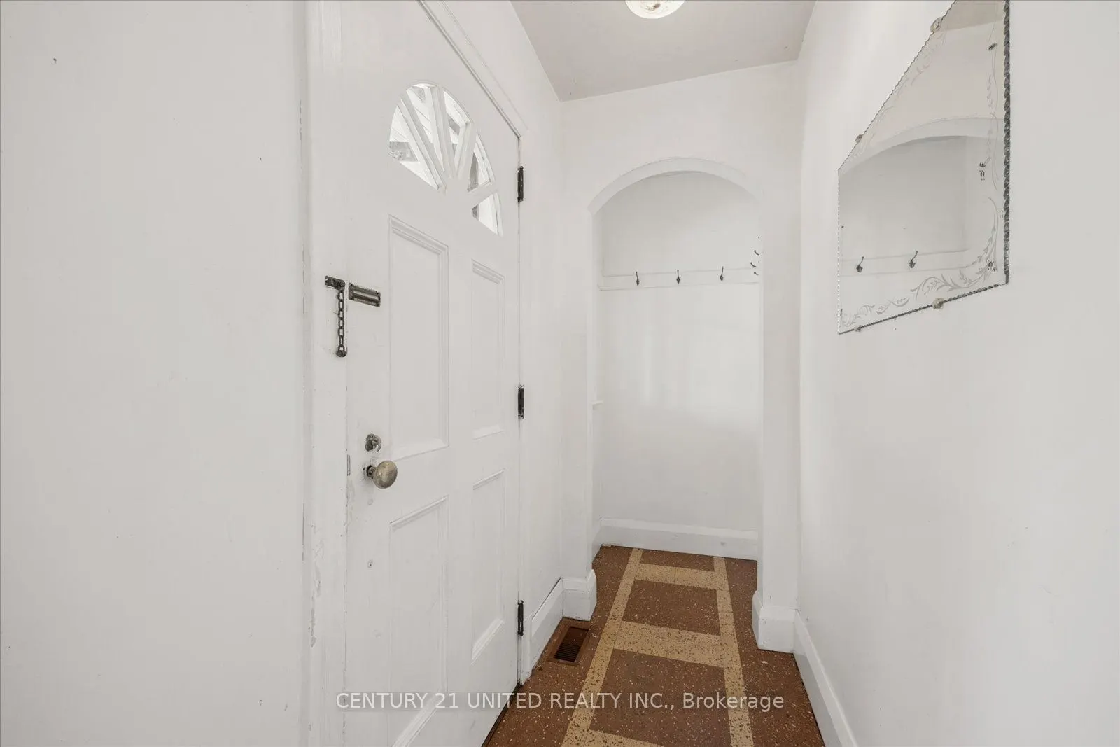 280 Mark Street
