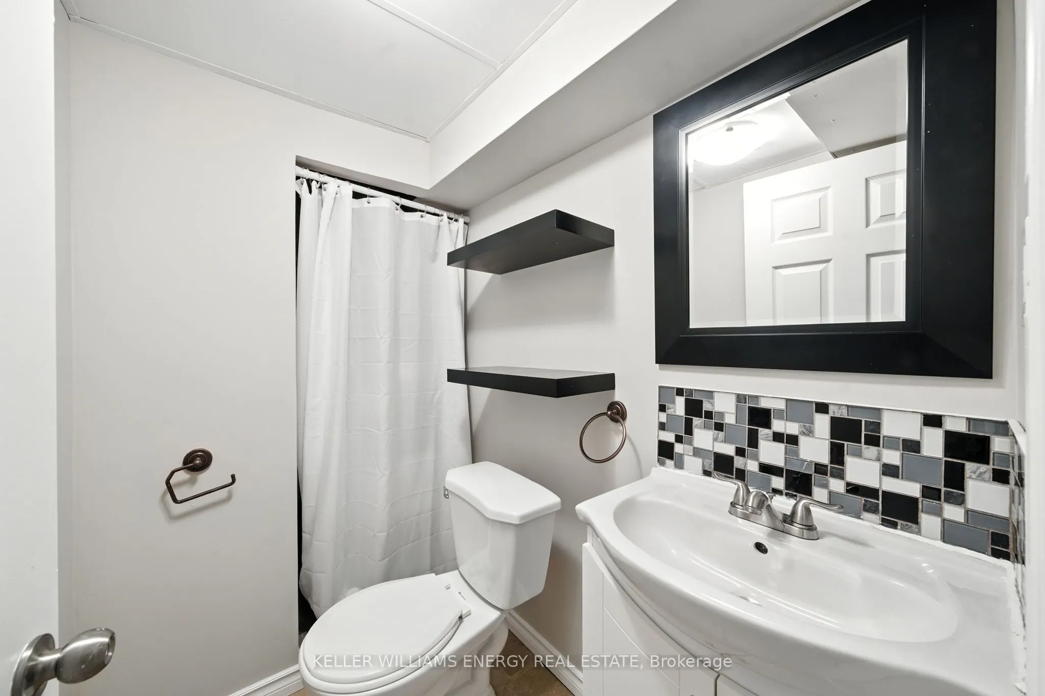 738 Snelgrove Road