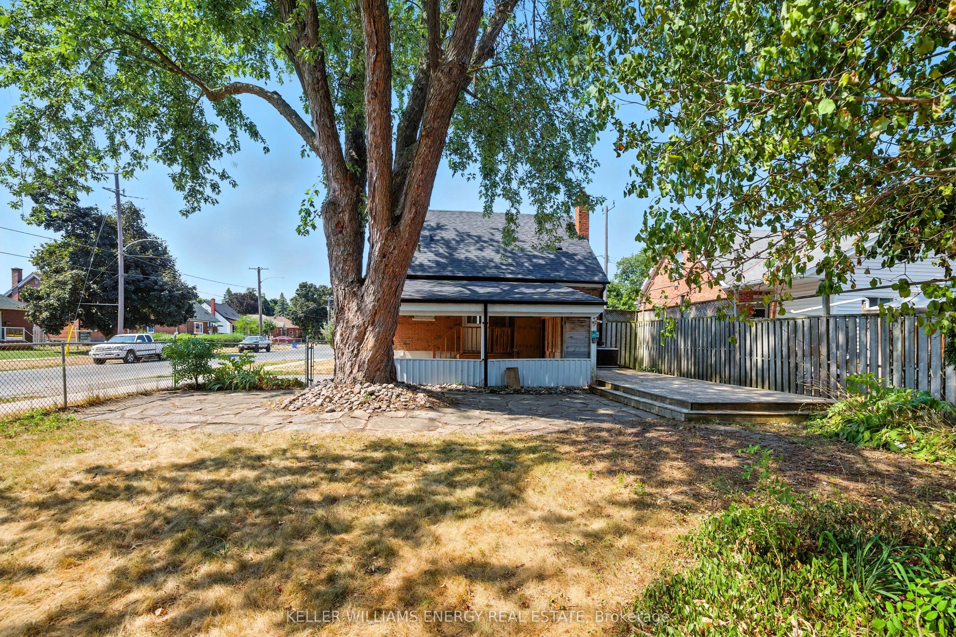 738 Snelgrove Road