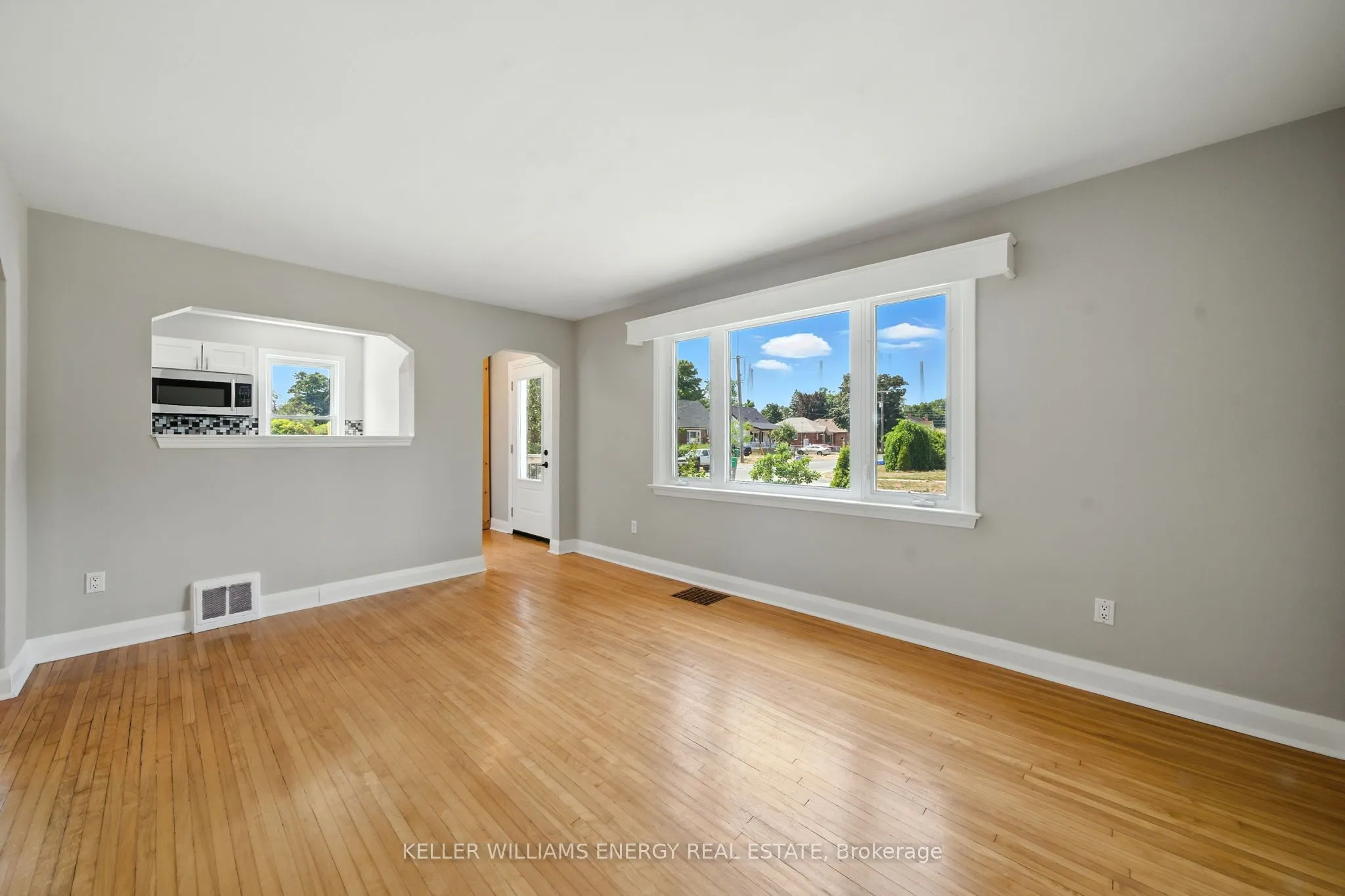 738 Snelgrove Road