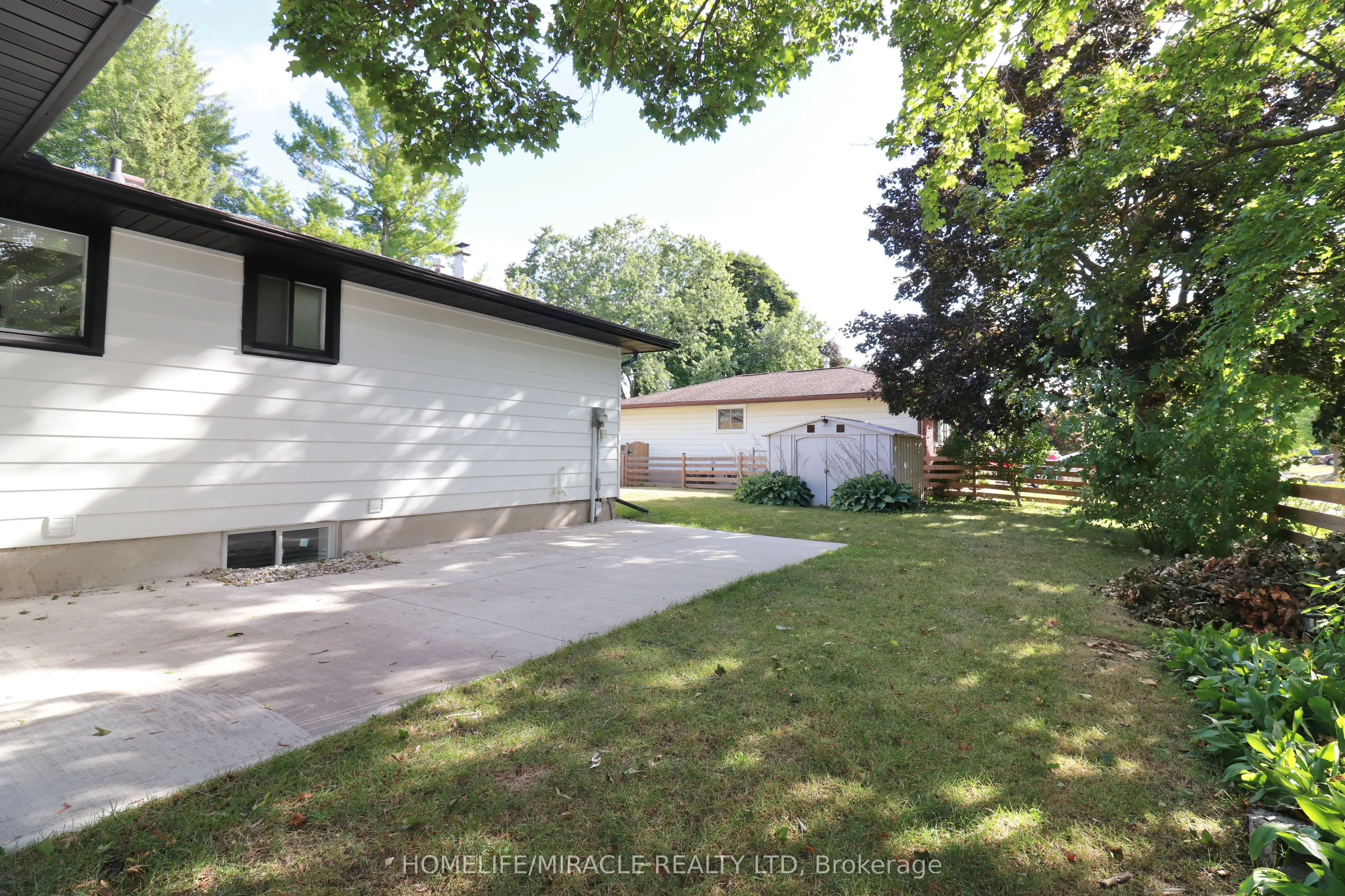 354 Lee Circle