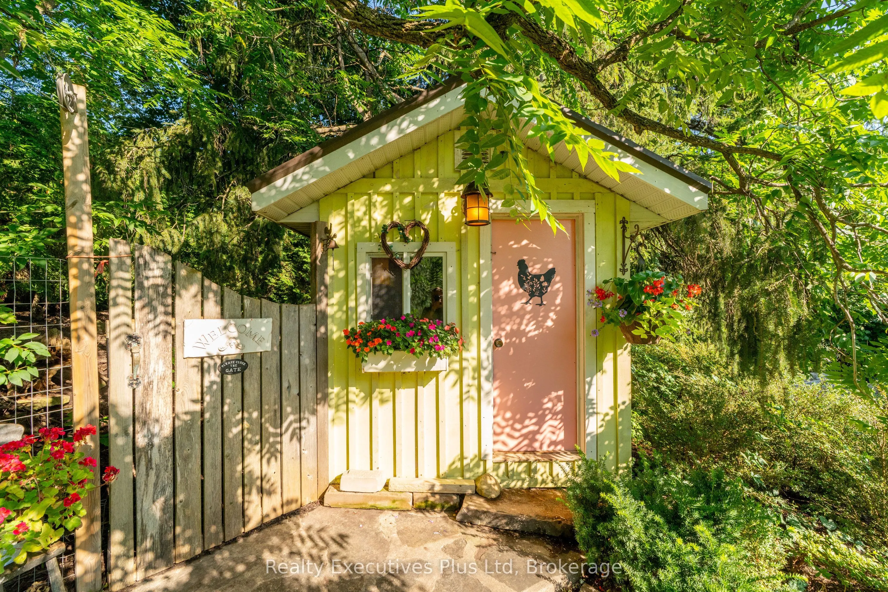 4 Glenhill Place
