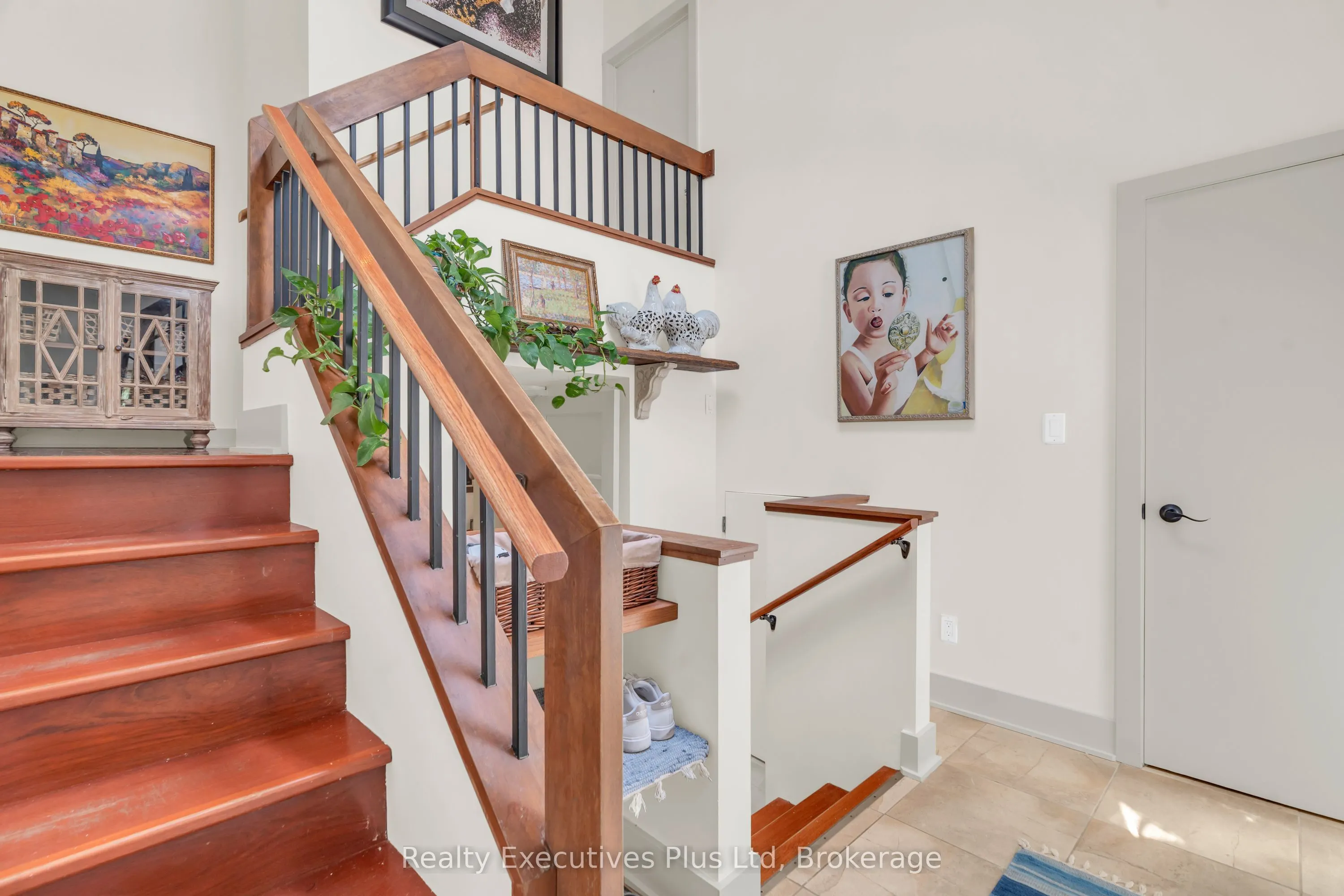 4 Glenhill Place