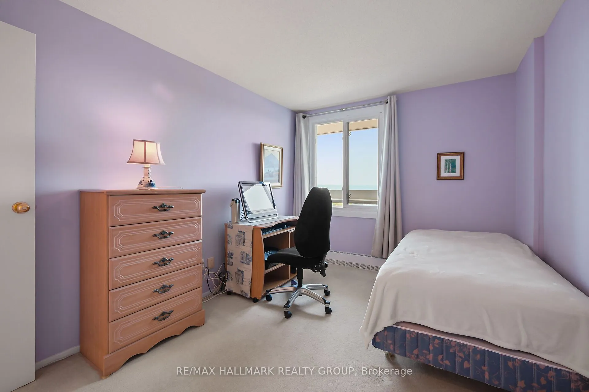1081 Ambleside Drive, #602