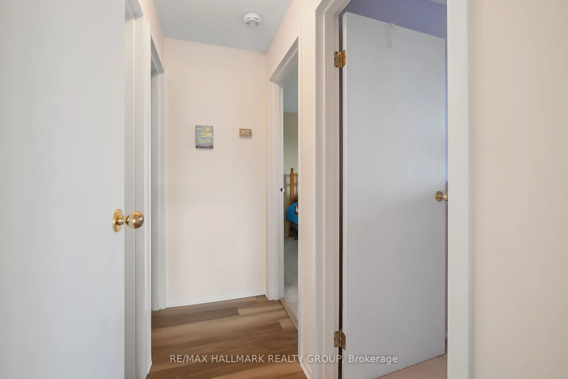 1081 Ambleside Drive, #602