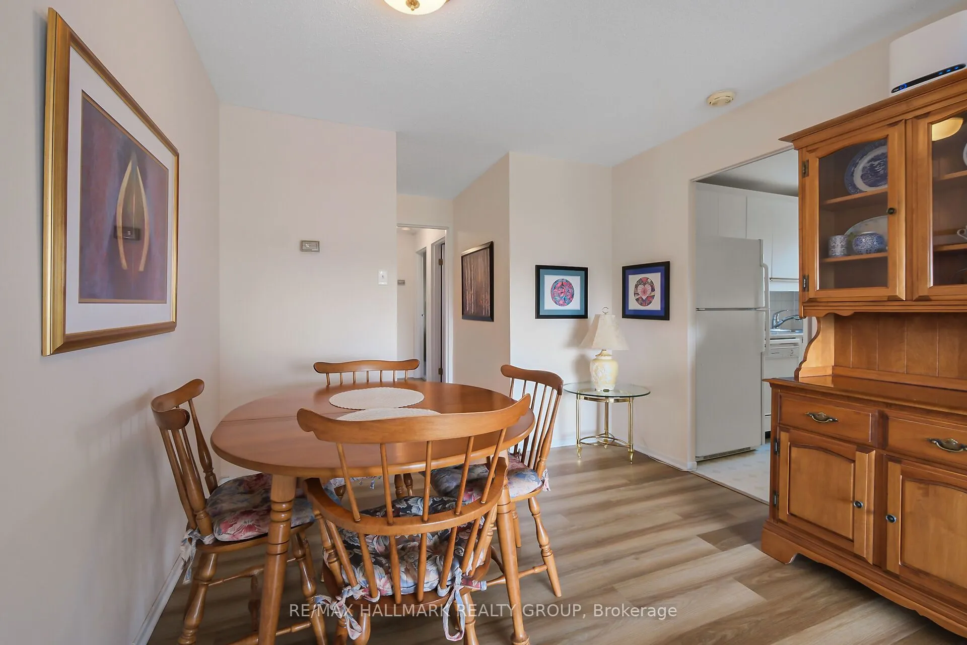 1081 Ambleside Drive, #602